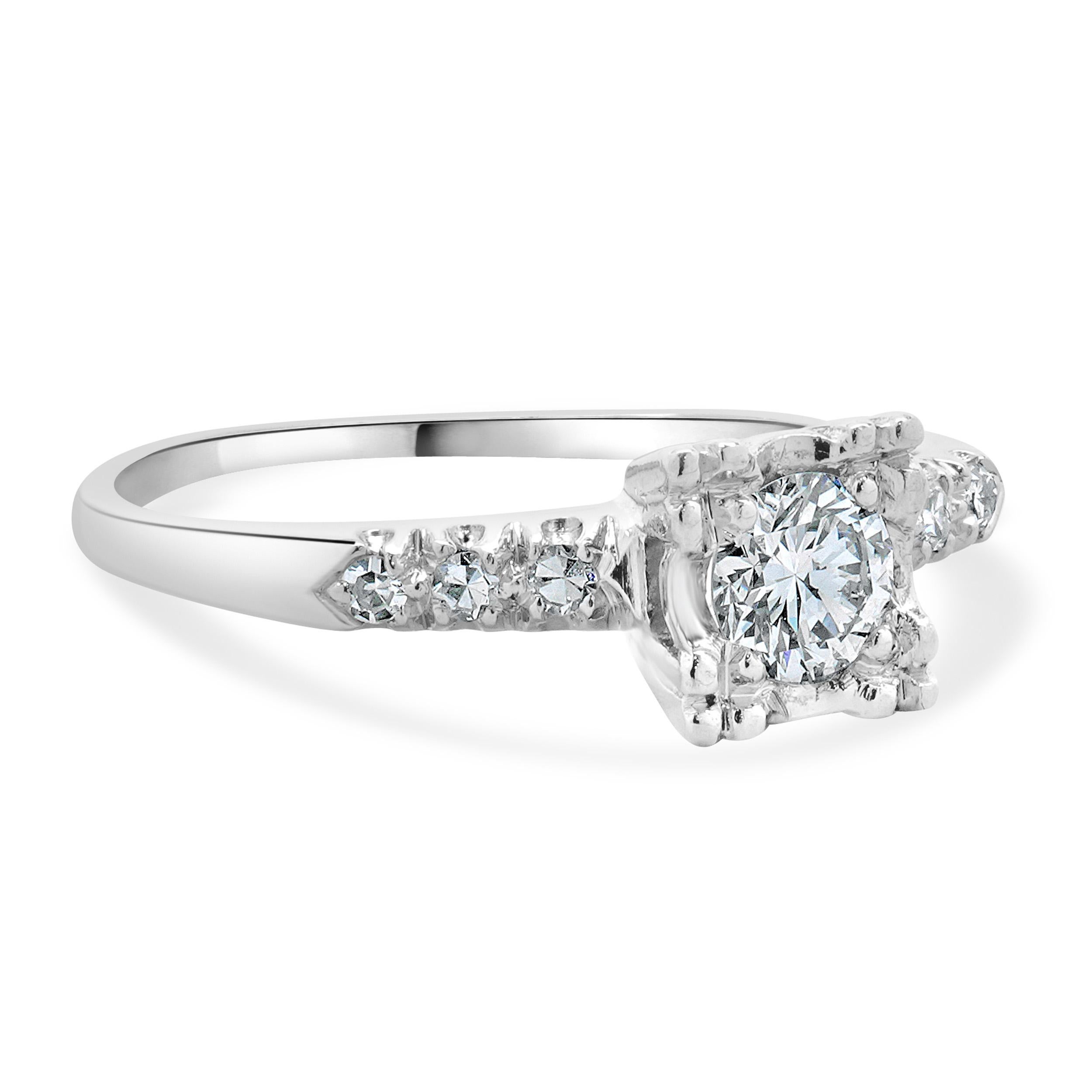 Platinum Vintage Round Brilliant Cut Diamond Engagement Ring In Good Condition For Sale In Scottsdale, AZ