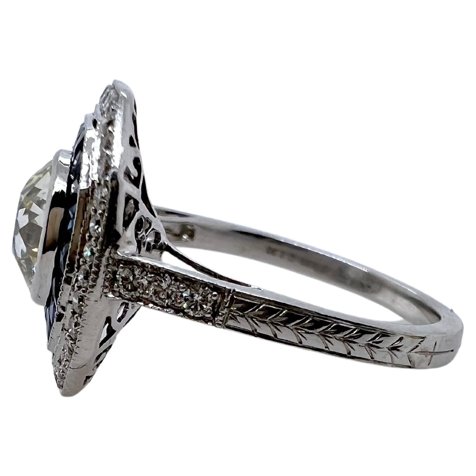 Contemporaneo Platino stile Vintage Diamonds Mine Cut con Zaffiro
