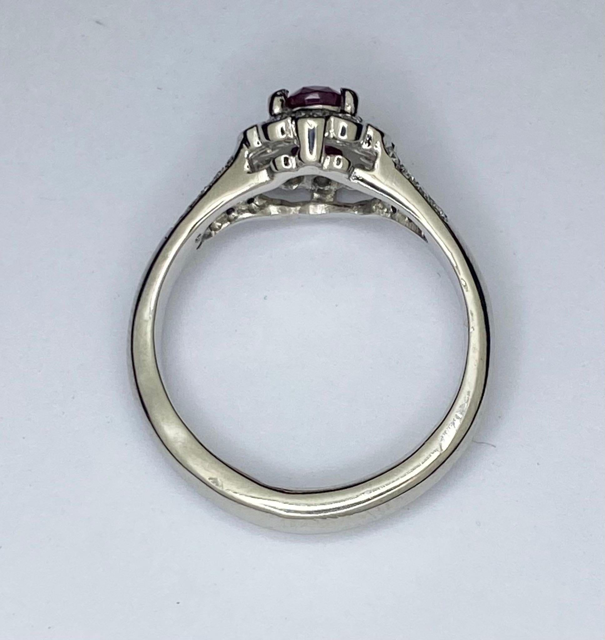 Platinum Vivid Ruby Diamond Cluster Ring In New Condition For Sale In Indooroopilly, QLD
