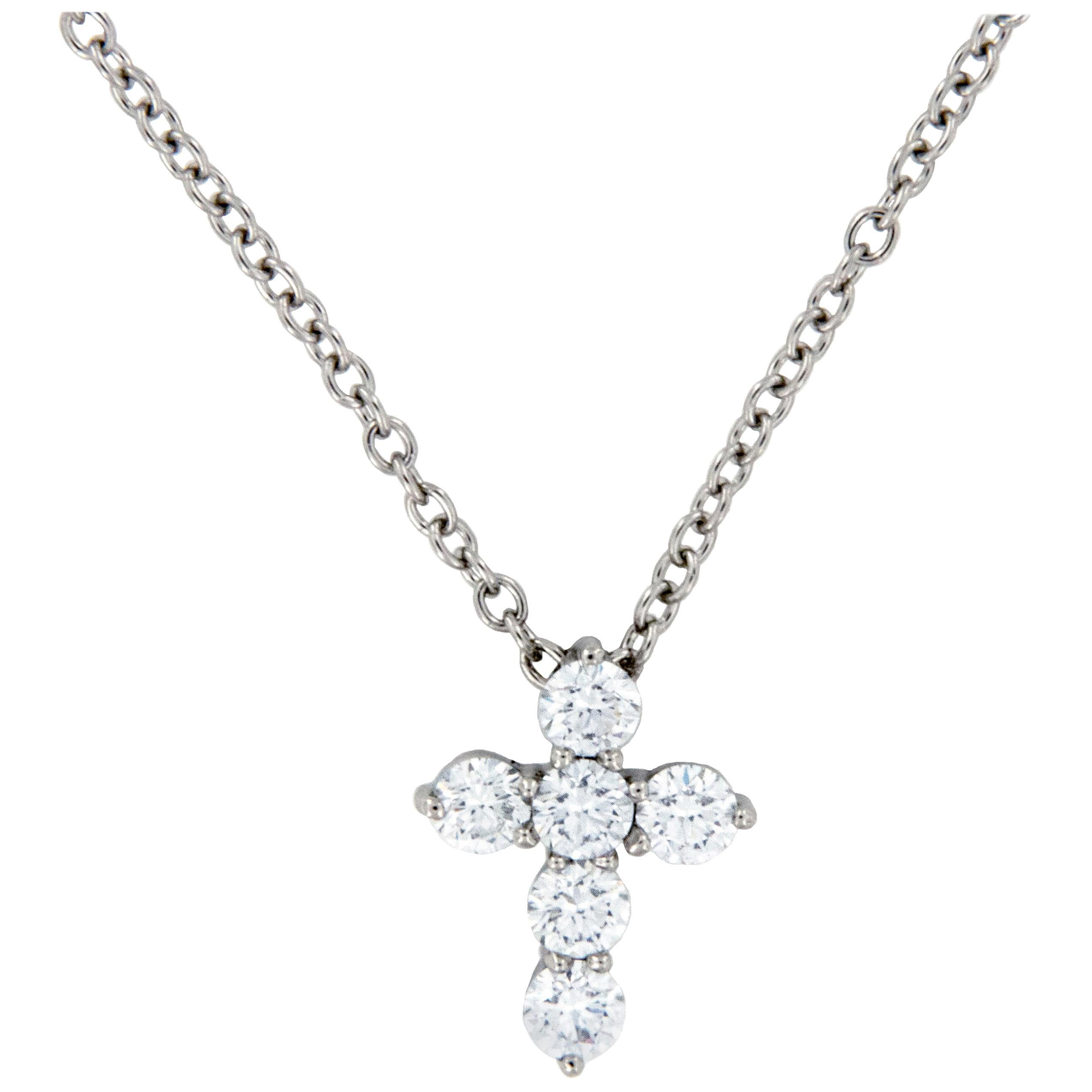 Platinum VS Clarity, F-G Color 0.25 Carat Diamond Cross Pendant Necklace