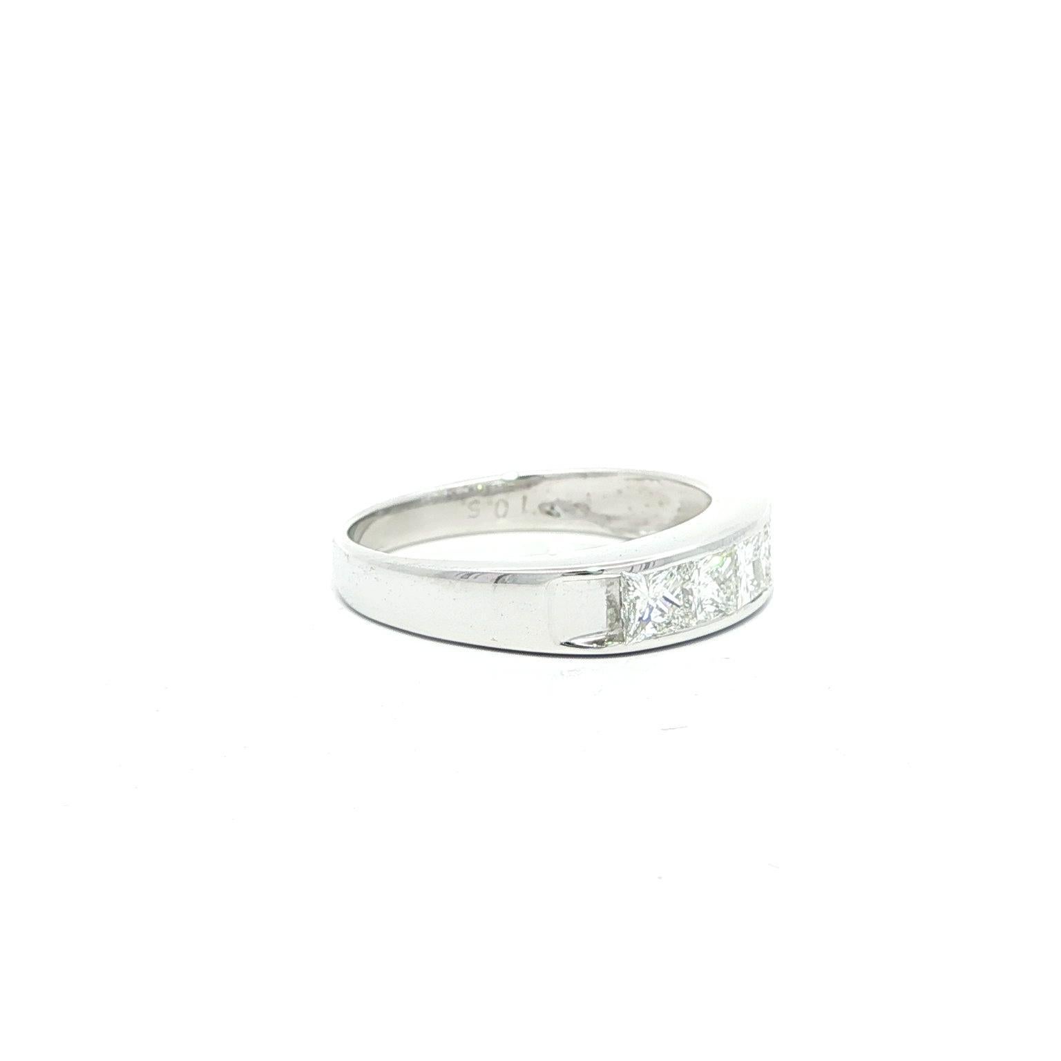 Anillo de platino VS F 1,05 ctw Princesa Diamante engastado en canal 5 piedras en venta 5