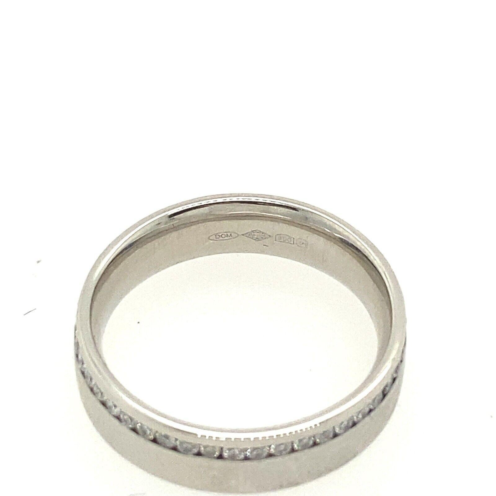 Platinum Wedding Band Set with 0.50ct of F/VS In Excellent Condition For Sale In London, GB