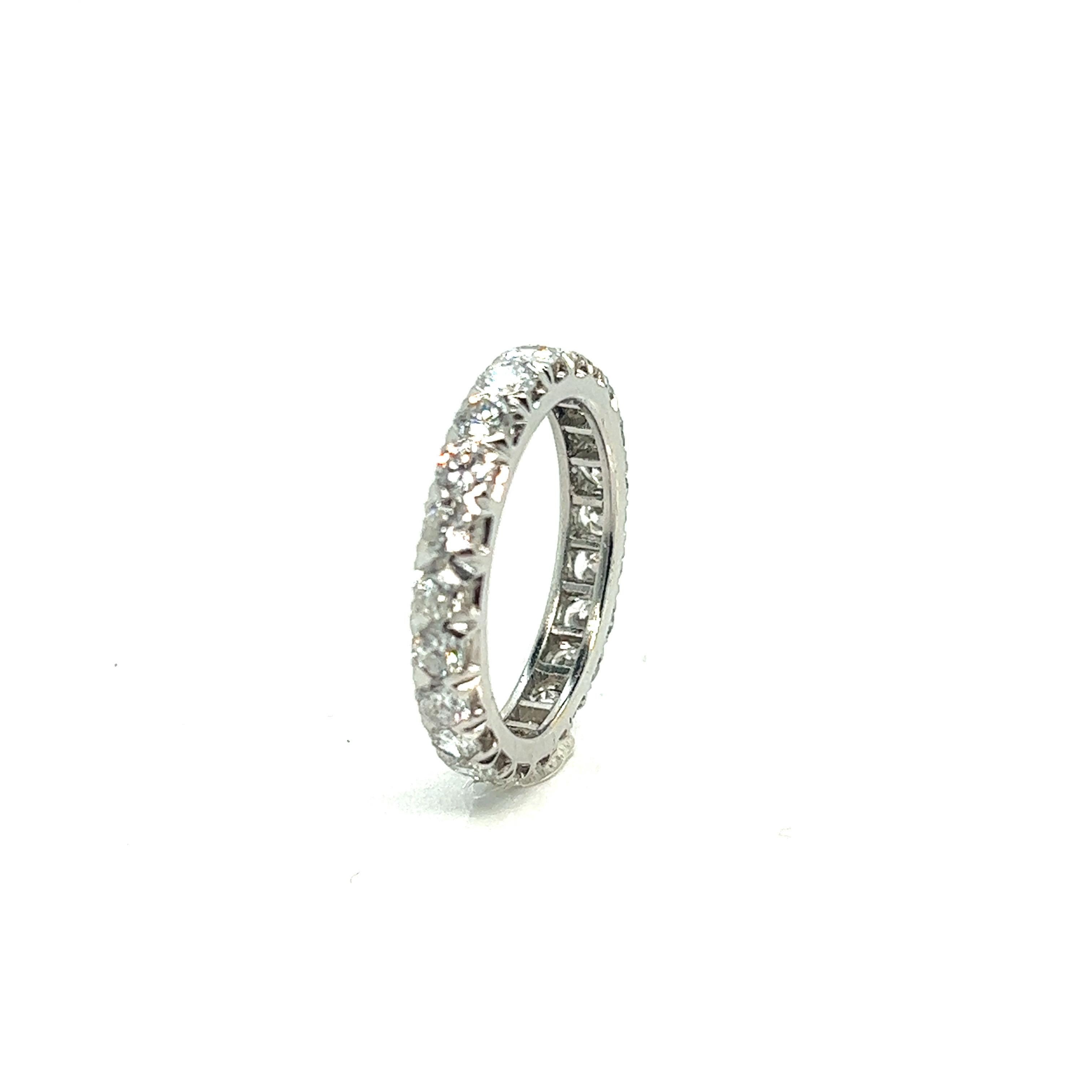 Platinum Wedding Ring Set with Diamonds 1