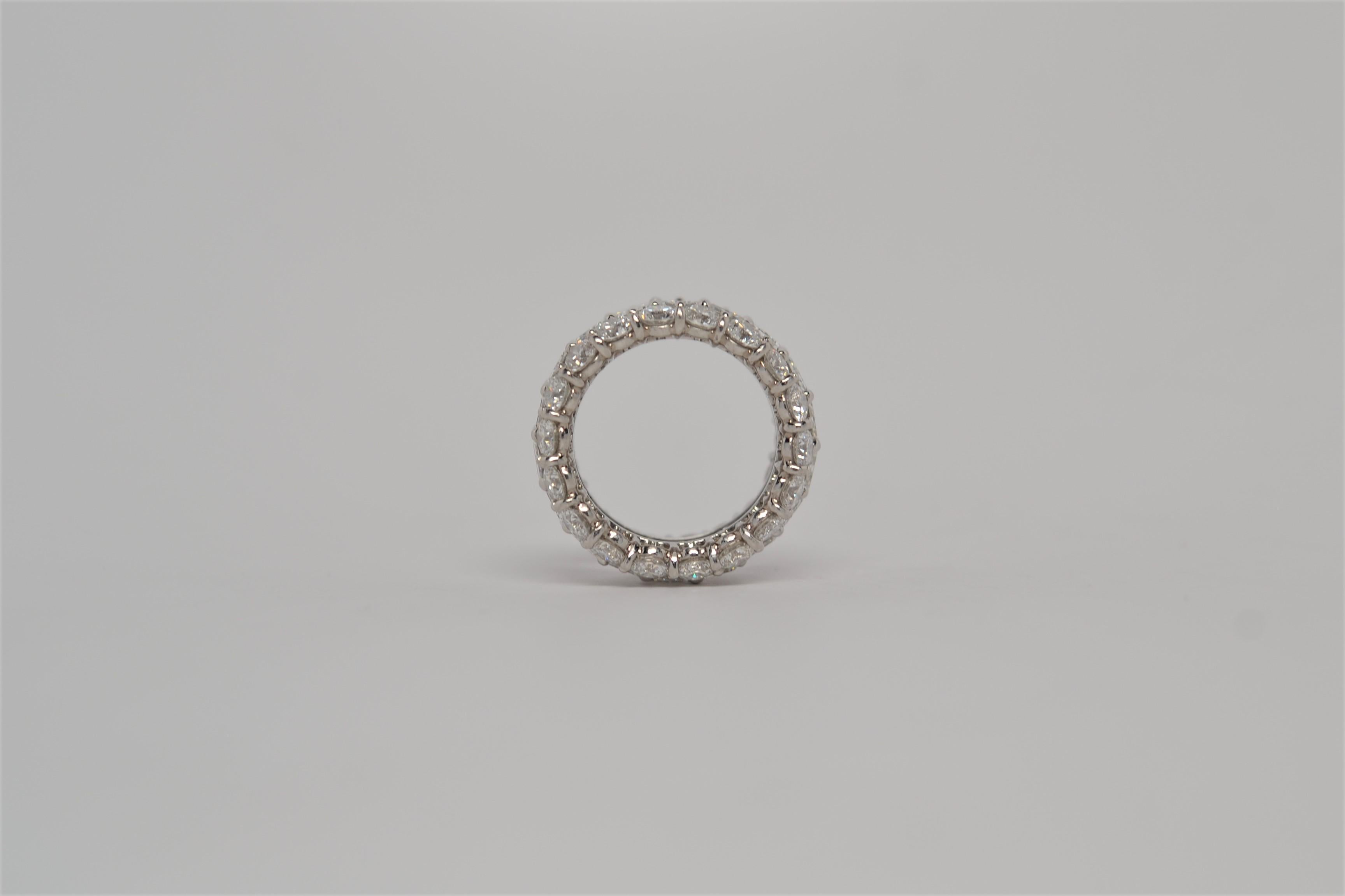Women's Platinum Wedding Ring with Emerald Cut & Round Brilliant Cut Diamonds, 14.12ct For Sale