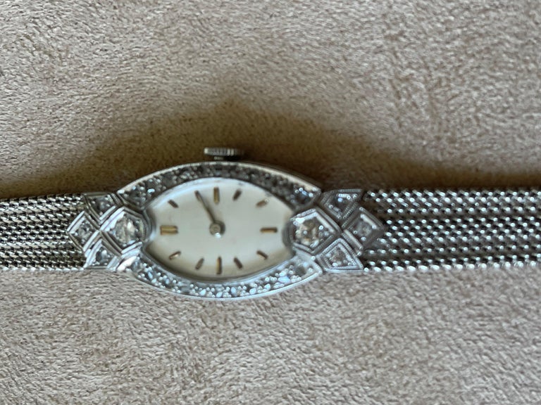 Platinum White Gold Art Deco Diamond Wrist Watch In Good Condition For Sale In Zurich, Zollstrasse