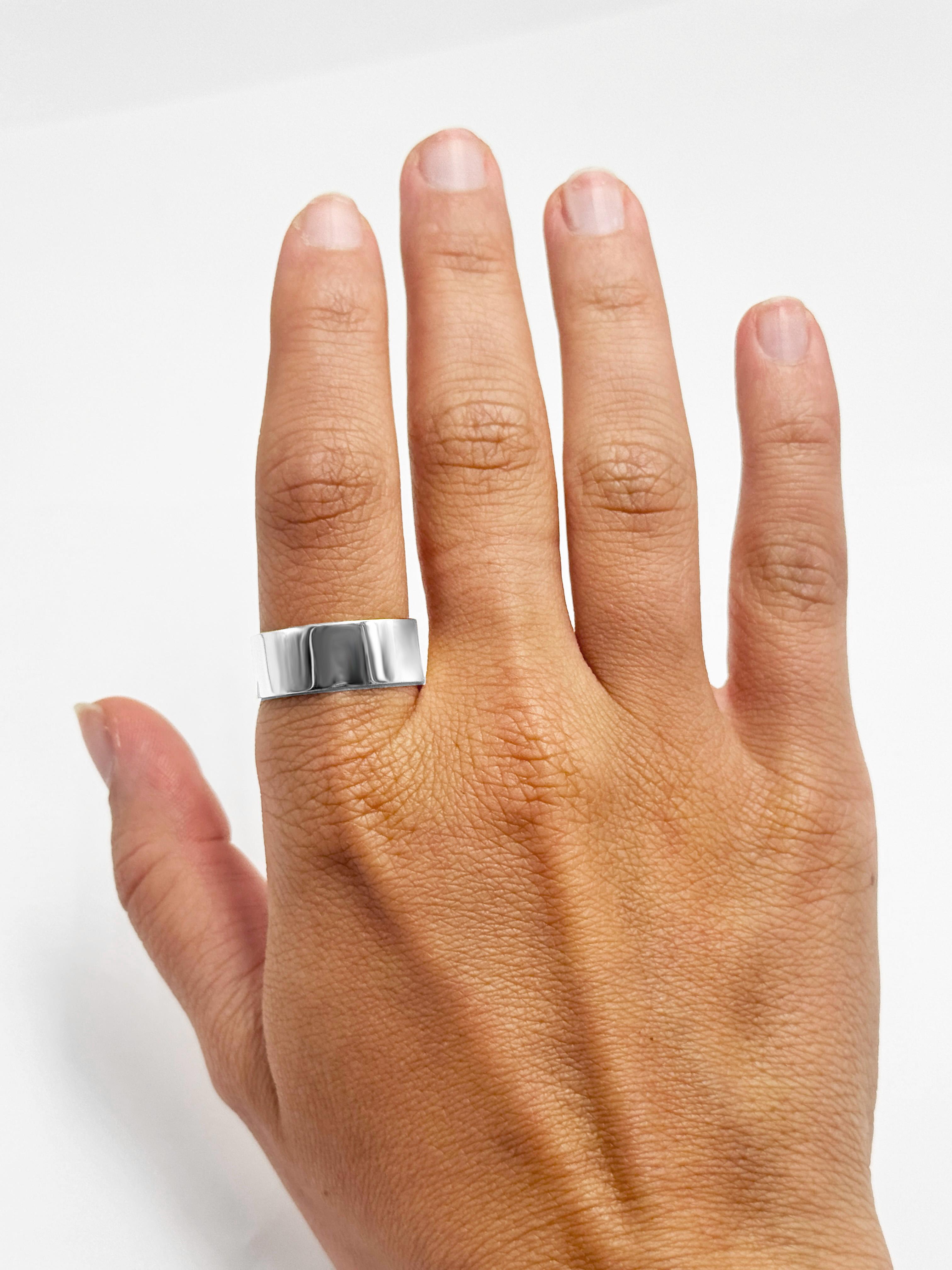 Platinum Wide Band Ring Breite 8mm Größe 9.25 poliert (Moderne) im Angebot