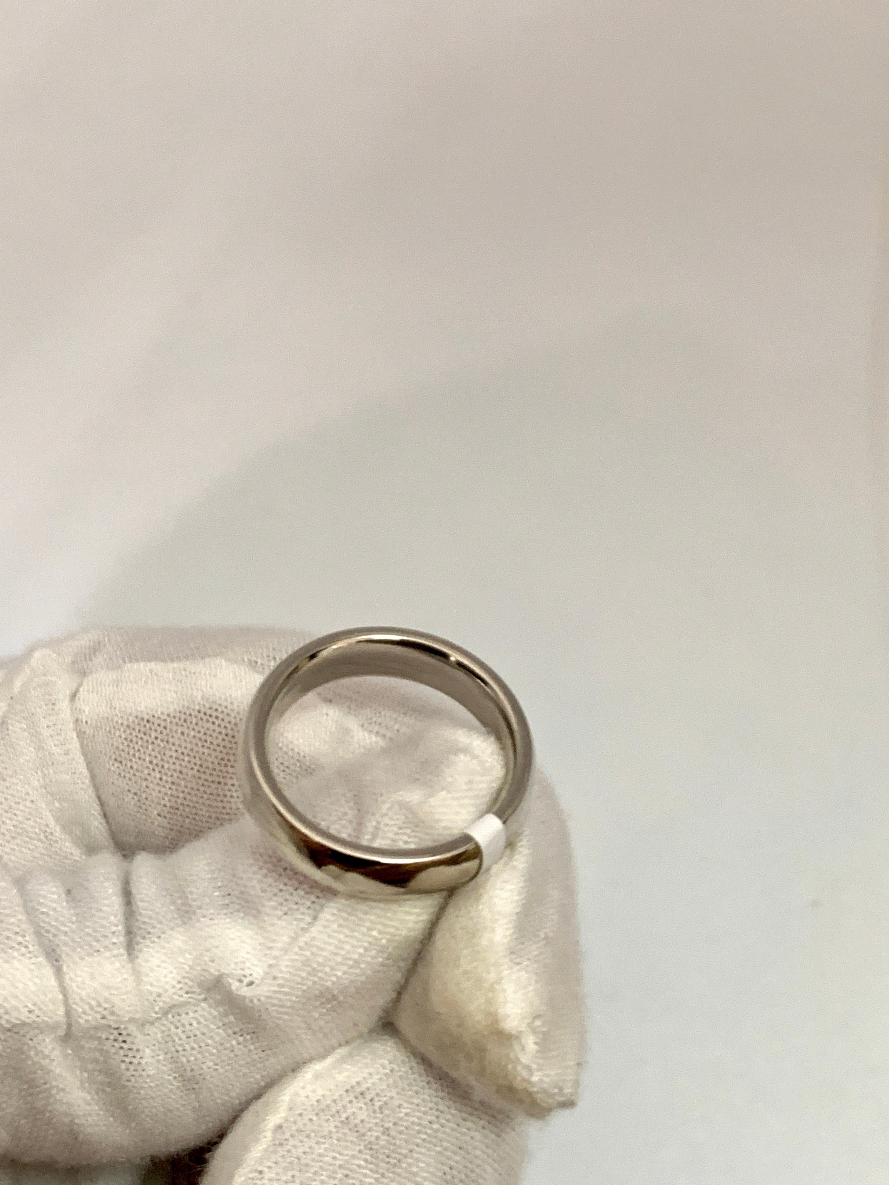 plain white gold ring