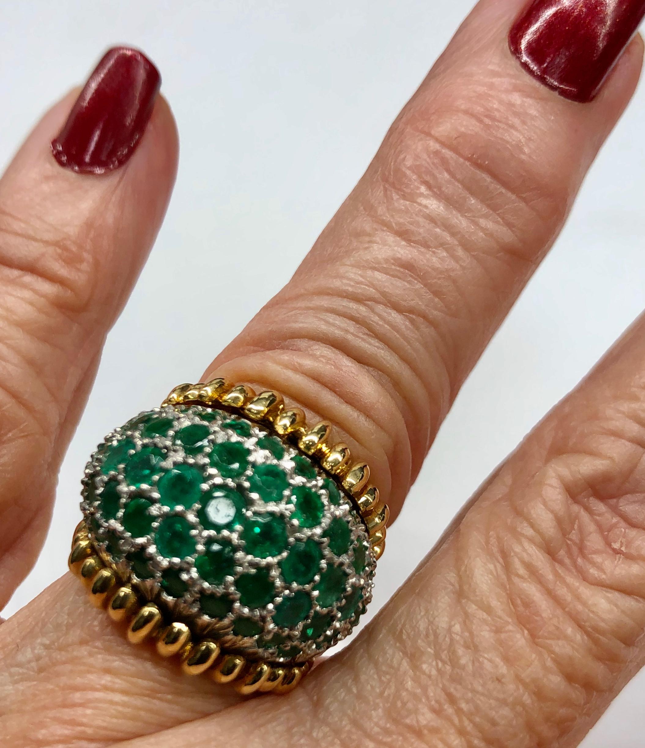 Pavé Emerald Dome Ring in Platinum and Gold In Good Condition For Sale In Houston, TX