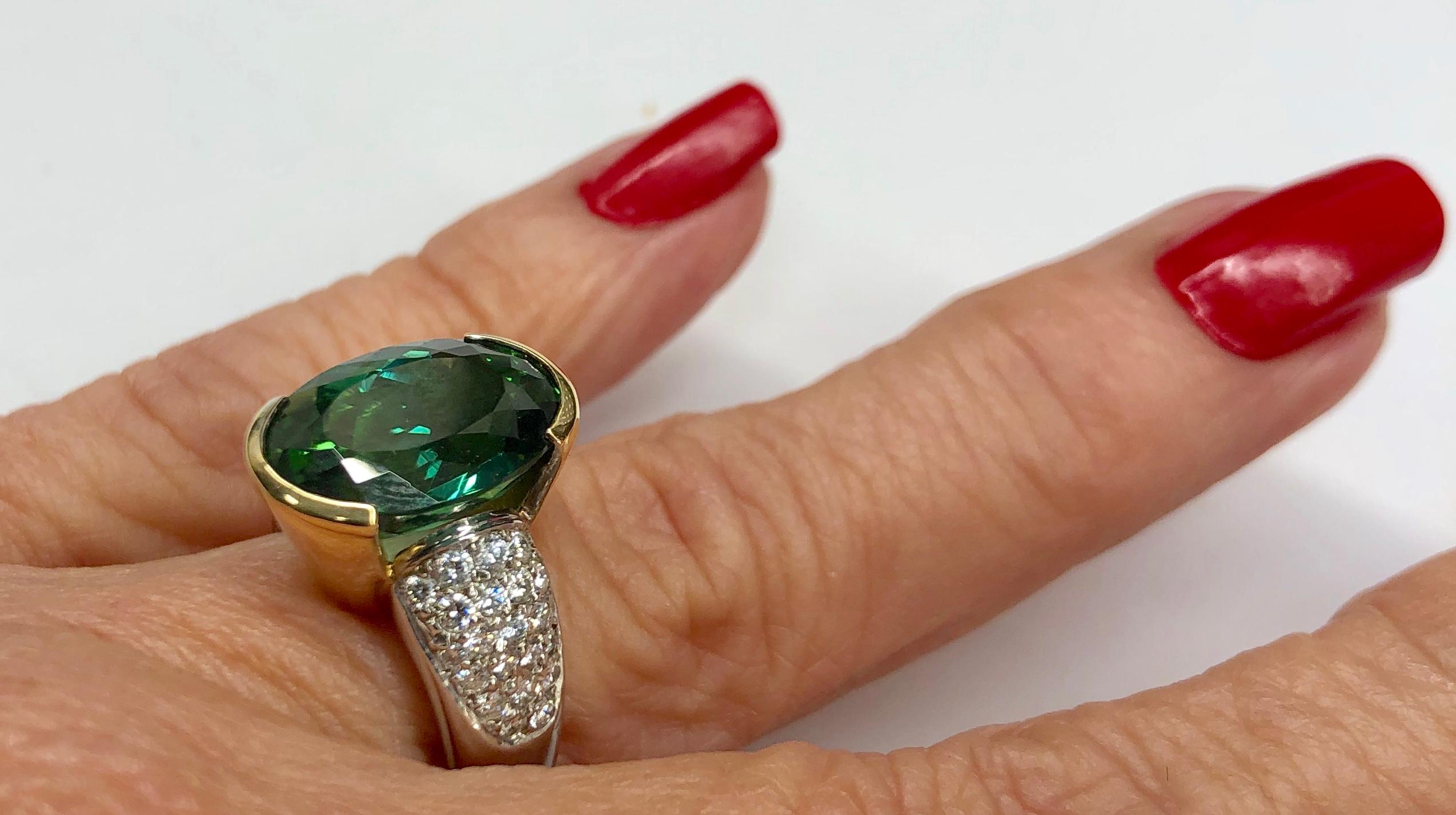 7.10 Carat Green Tourmaline Ring with Diamonds in Platinum  For Sale 1