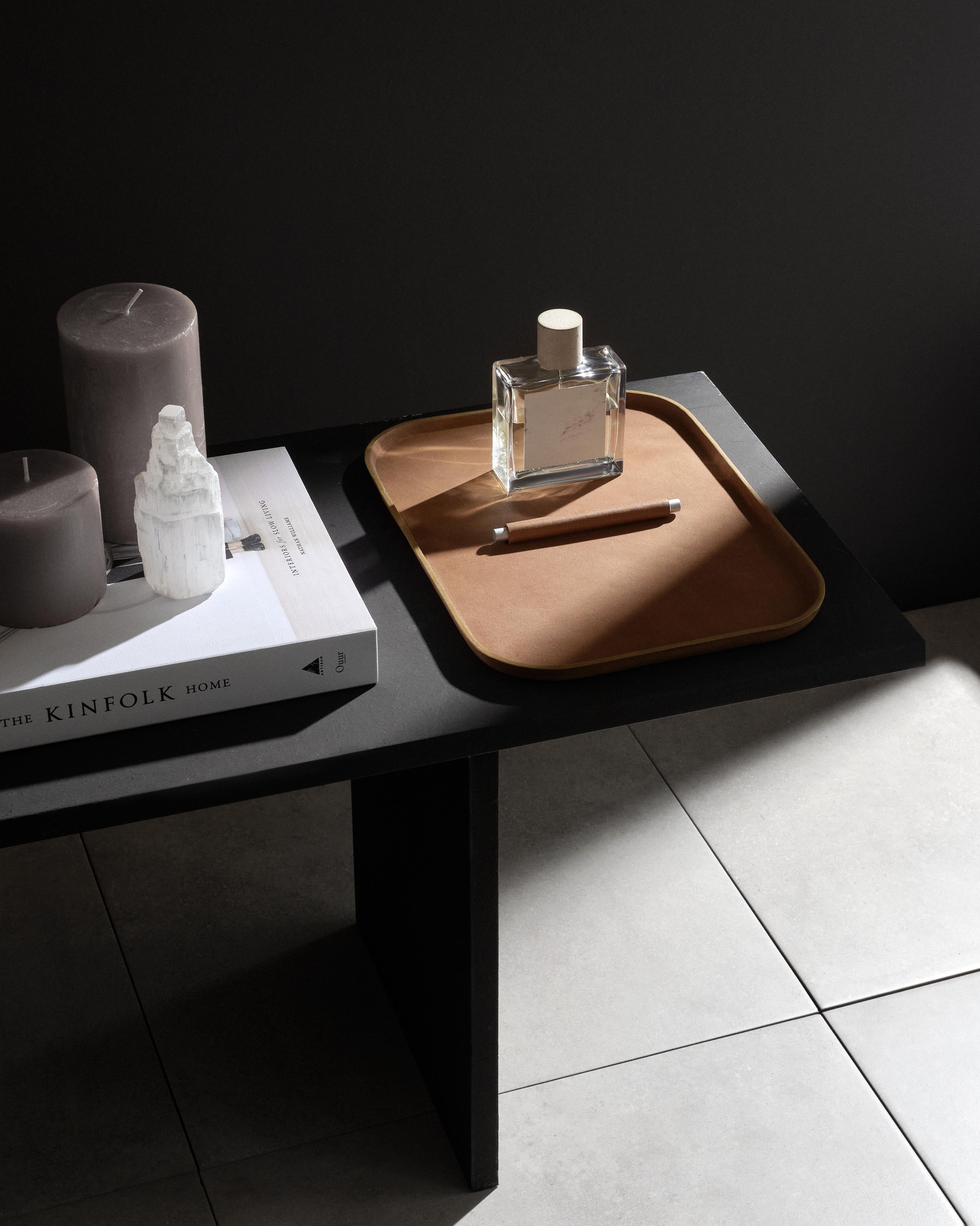 Turkish Plato Rectangle No.02 in Vegetable Tanned Leather & Anodized Aluminum by UNIQKA For Sale