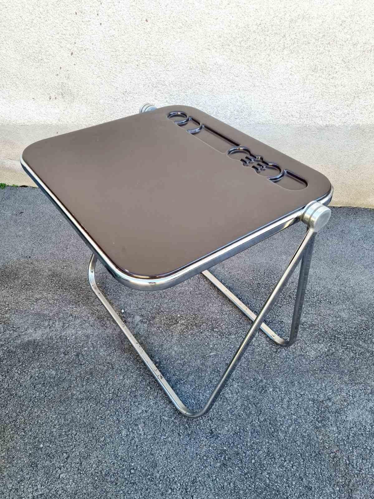 Late 20th Century Platone Folding Table by Giancarlo Piretti for Anonima Castelli, Italy, 70s For Sale
