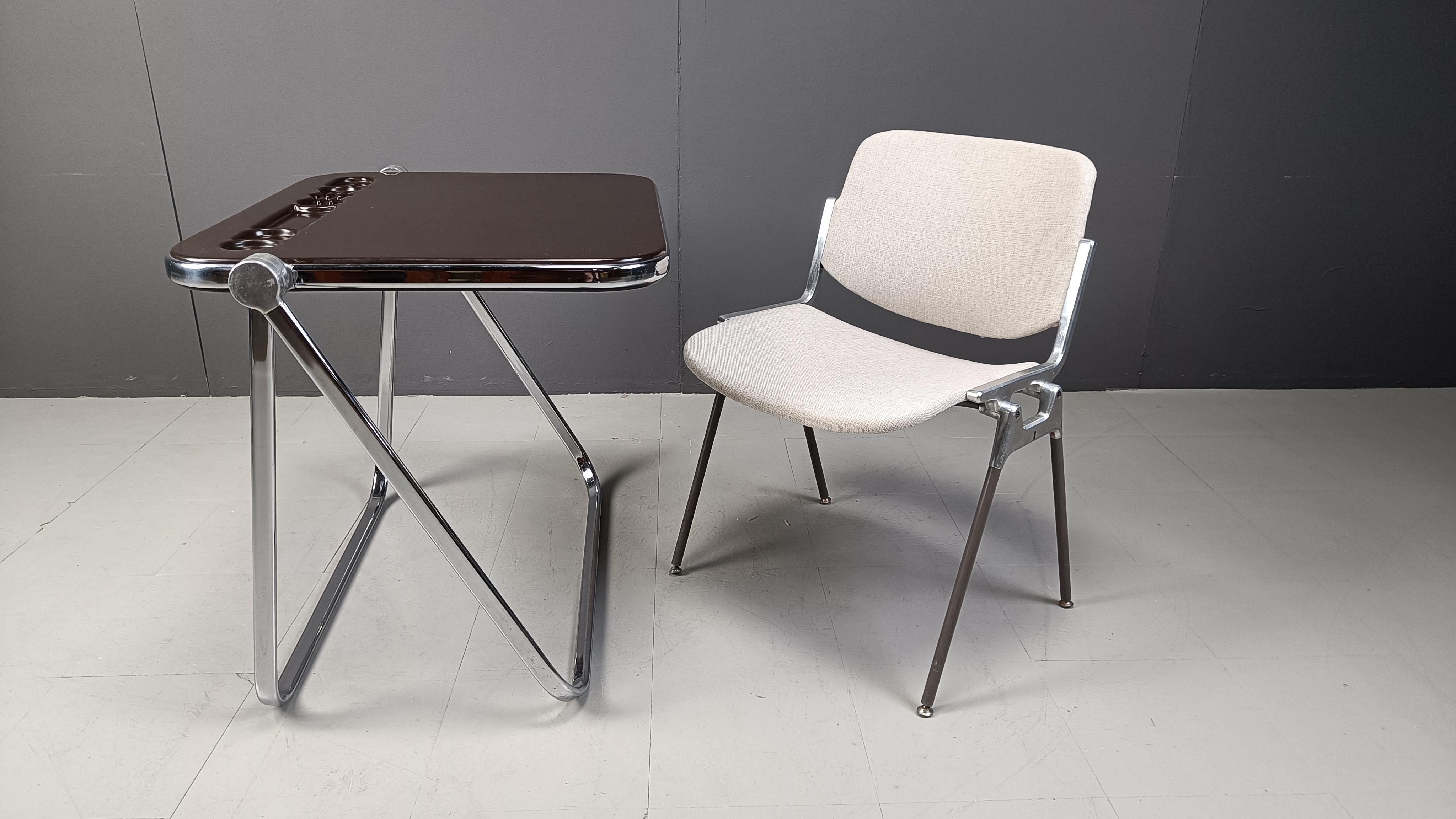 Platone folding table by Giancarlo Piretti for Castelli, 1970s 3