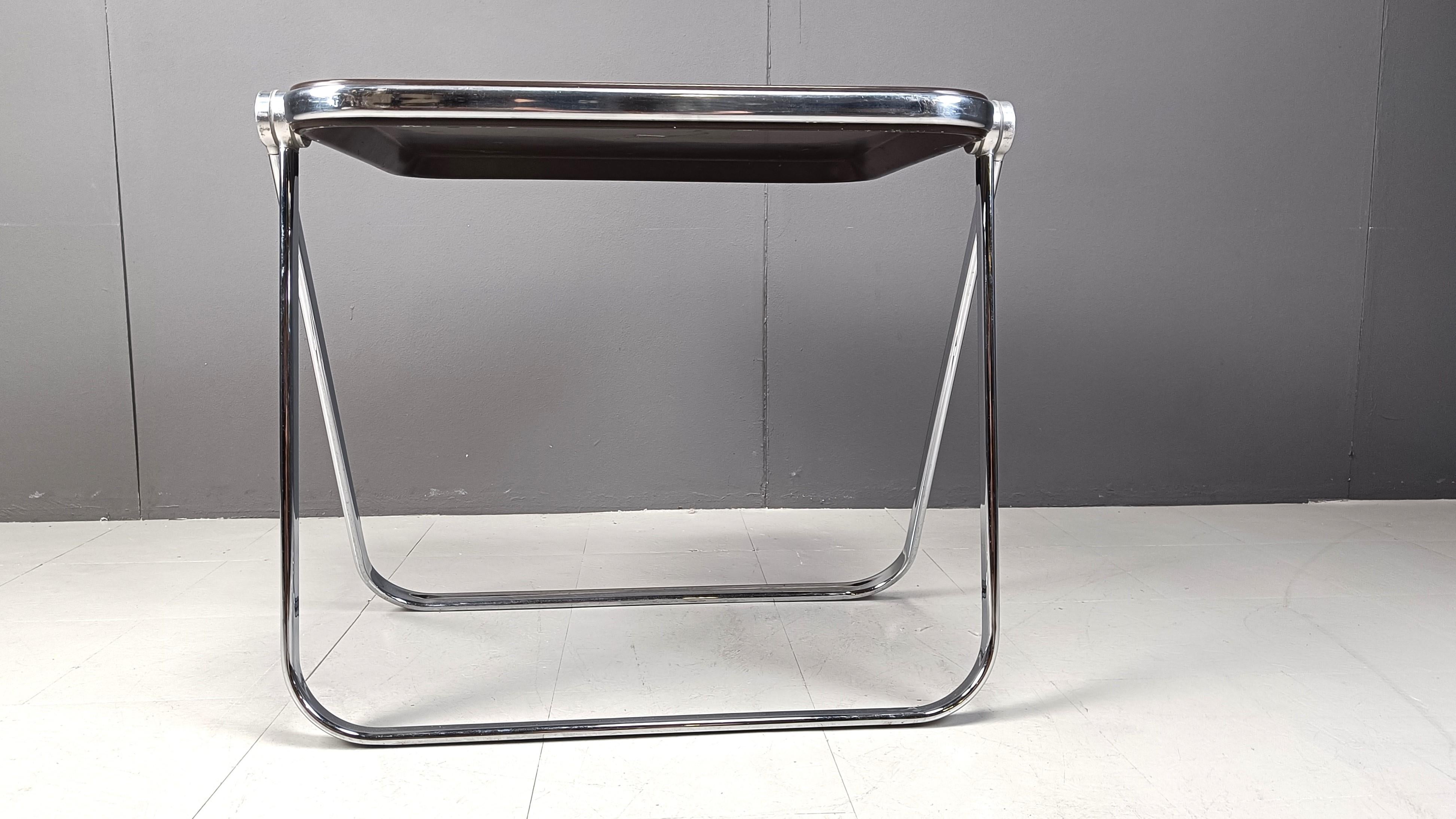 Platone folding table by Giancarlo Piretti for Castelli, 1970s In Good Condition In Leuven, Vlaams Gewest