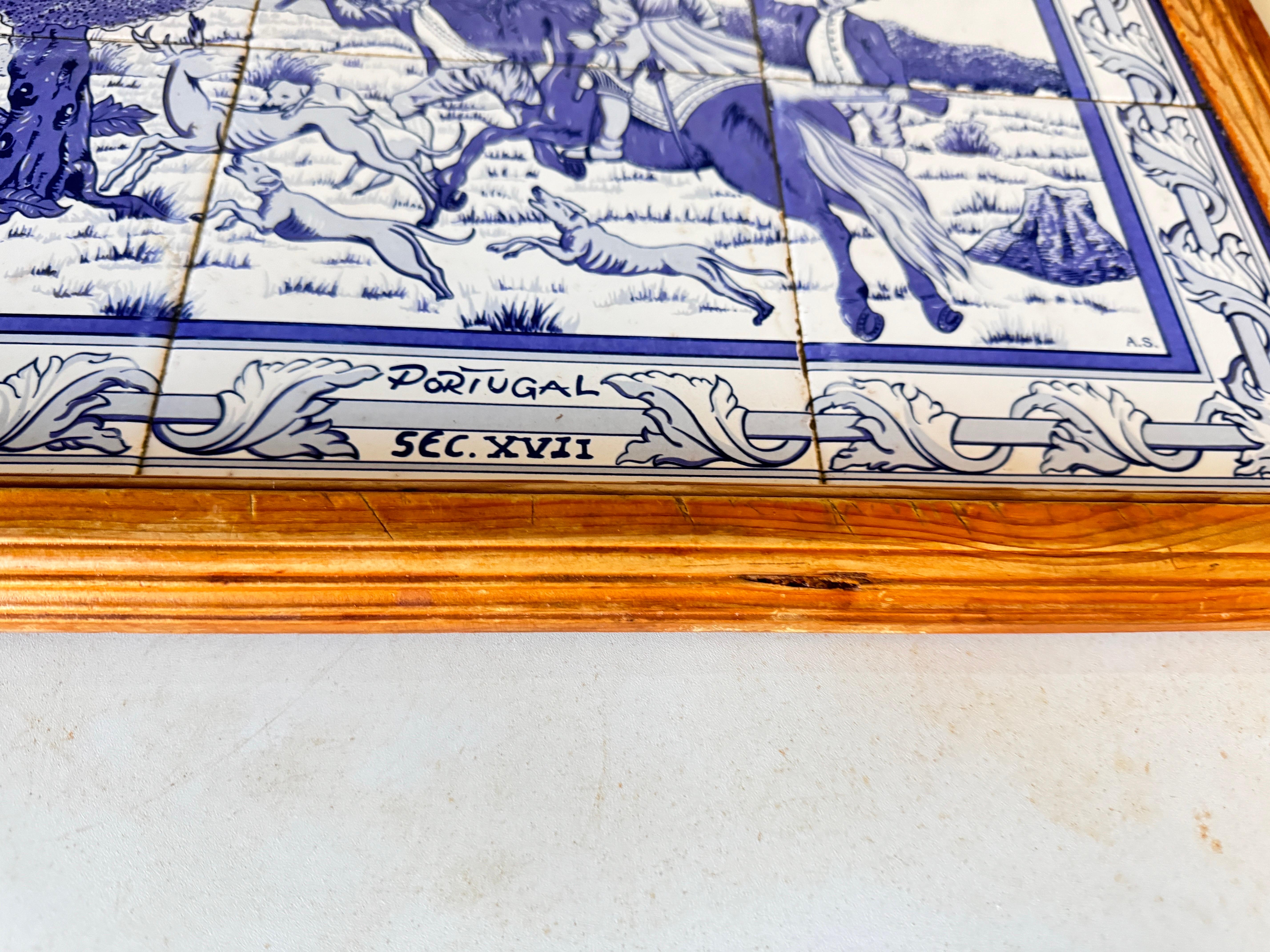 Platte oder Tablett aus Keramik und Holz Portugal 1970er Jahre Blau und Weiß Farbe Azuelos im Angebot 3