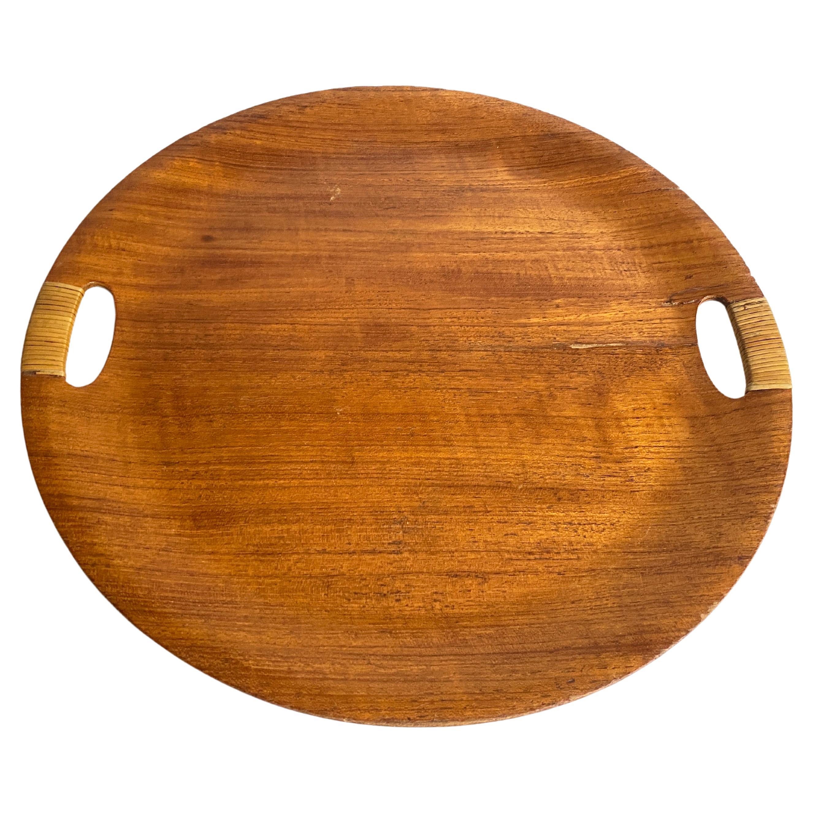 Platter or Tray in  Wood Dennemark 1960s Brown Color Round shape For Sale