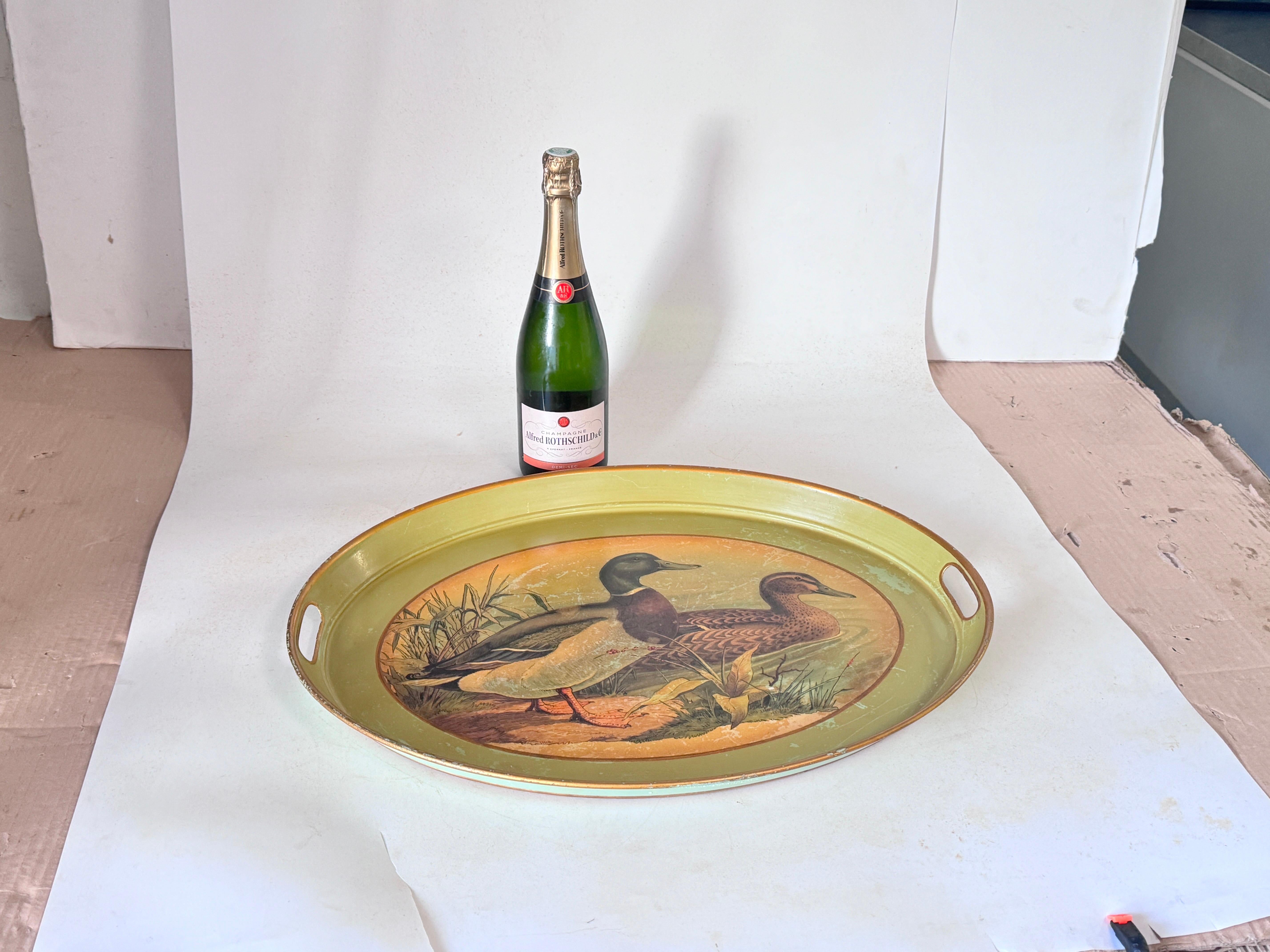 English Platter or Tray Metal painted England 1970s Green and Yellow Color with Ducks  For Sale