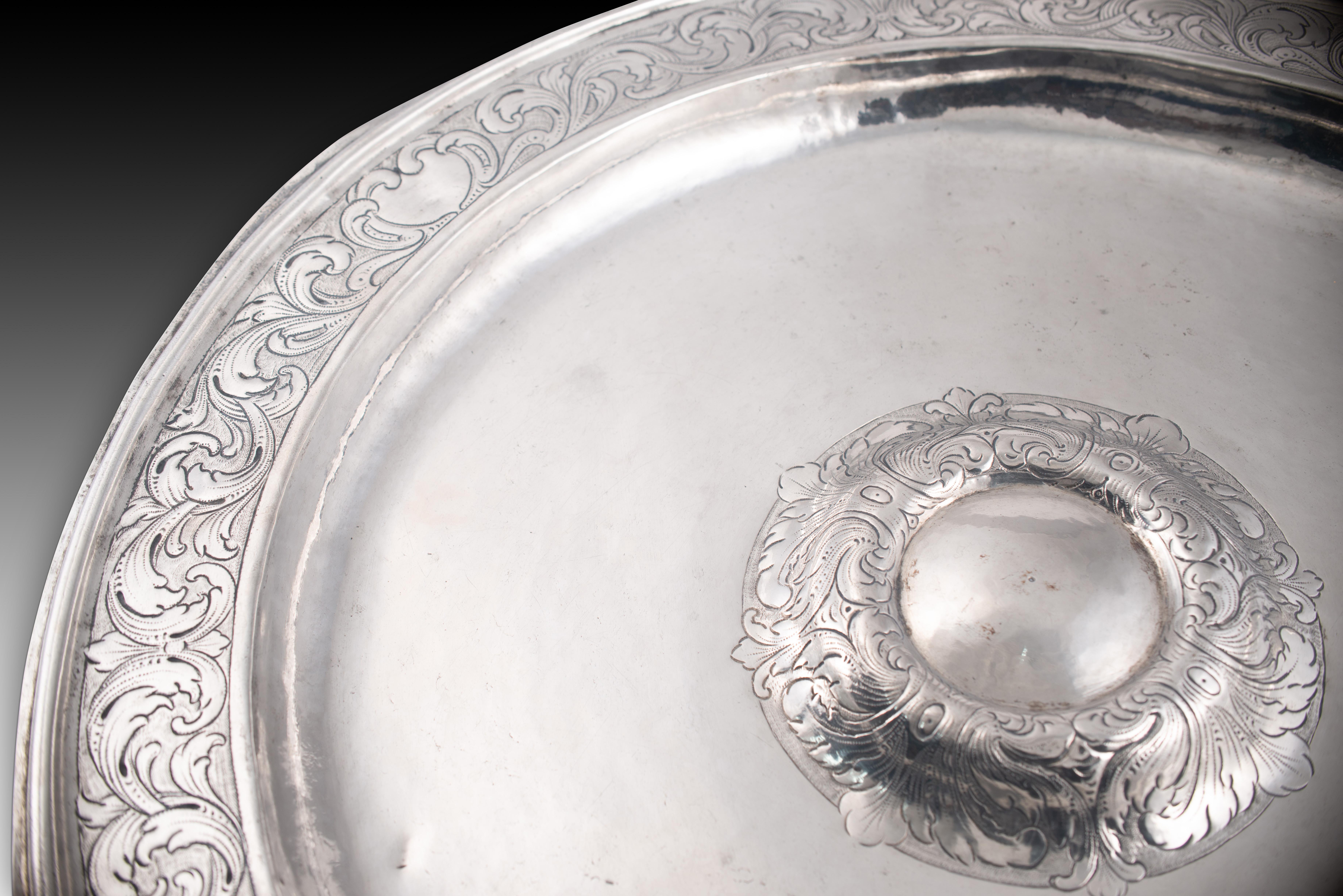 Piatto. Silver. Zaragoza, Spagna, circa 1700. 3