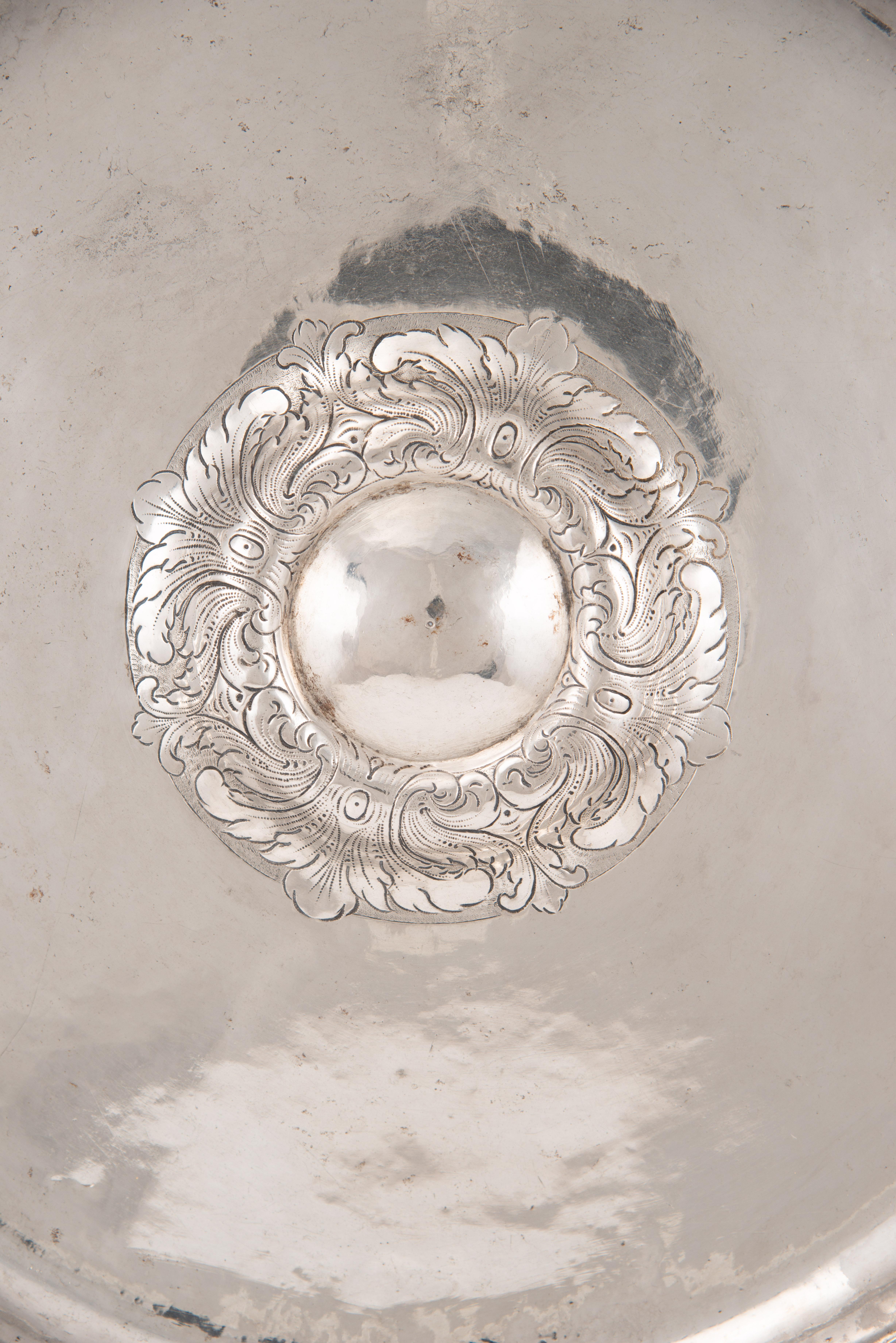 Piatto. Silver. Zaragoza, Spagna, circa 1700. 4