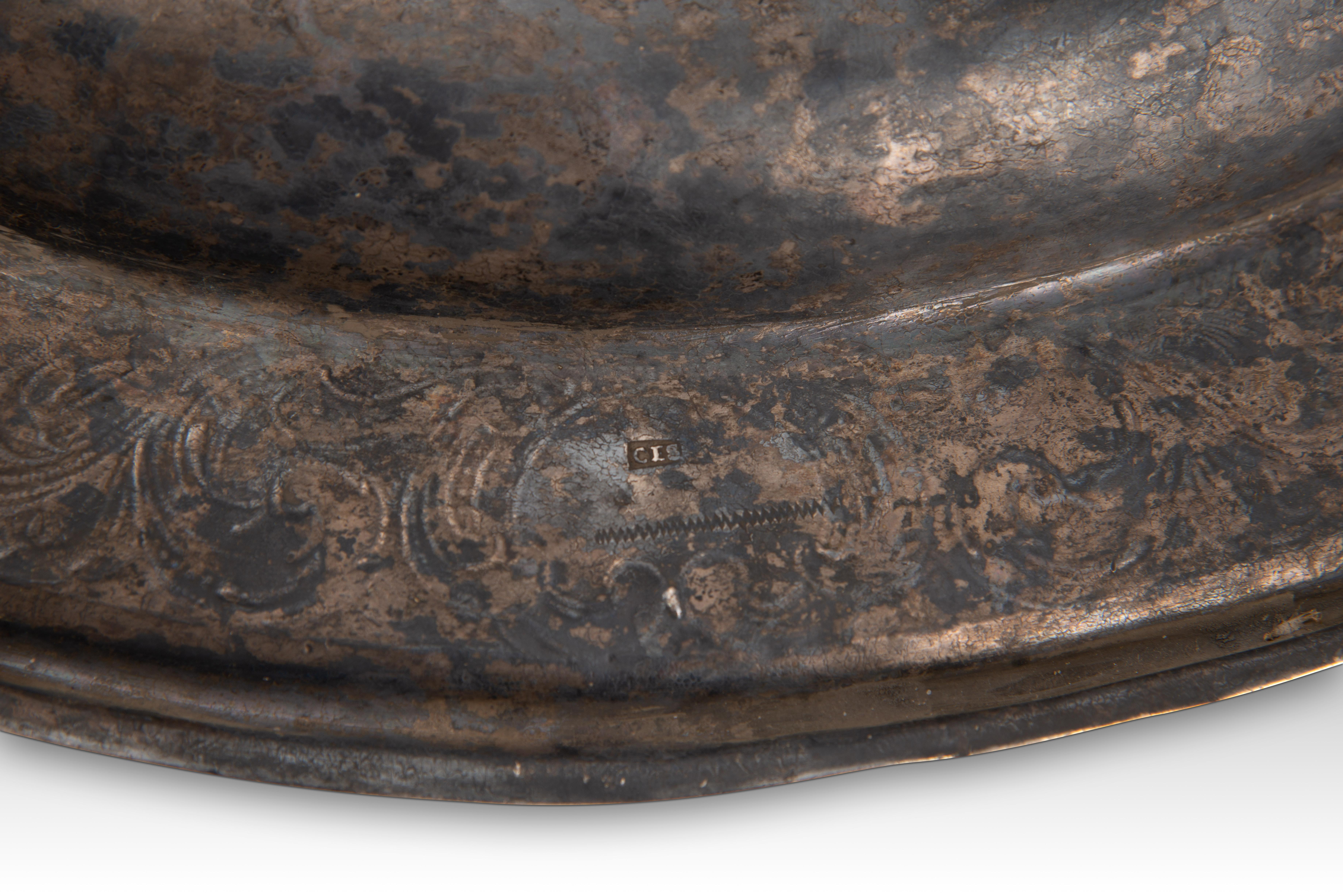 Piatto. Silver. Zaragoza, Spagna, circa 1700. 7
