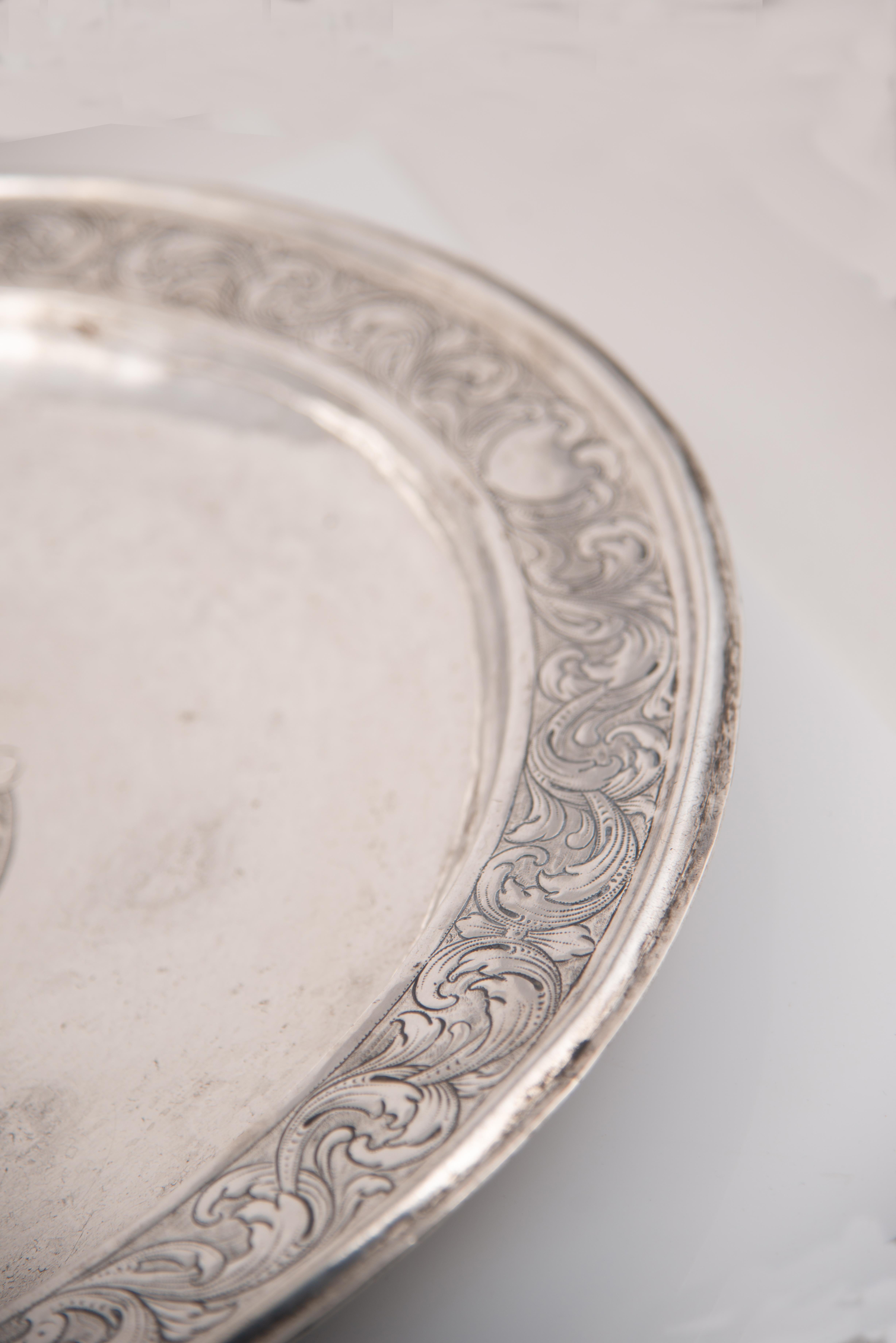 Piatto. Silver. Zaragoza, Spagna, circa 1700. 10