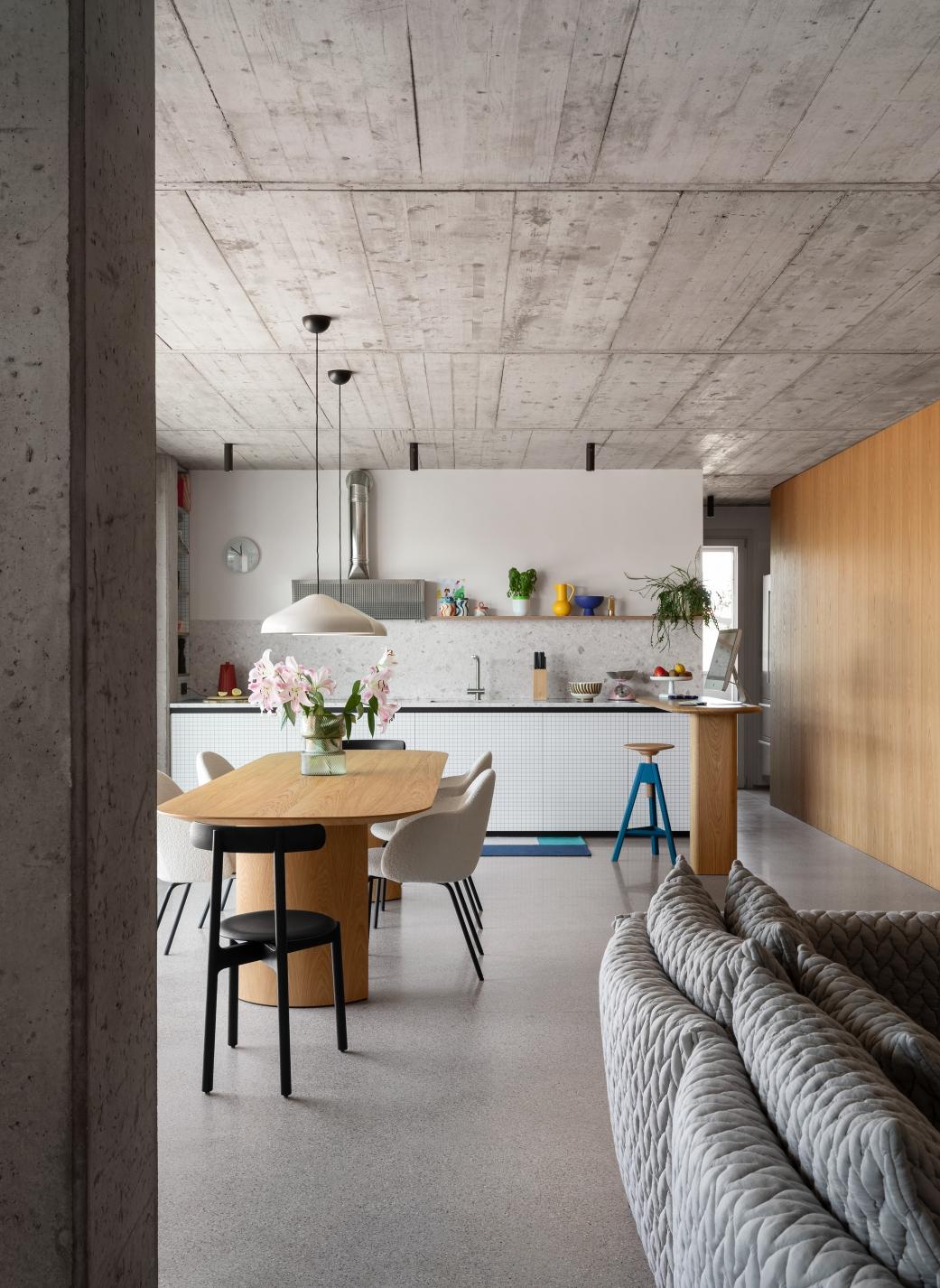 Noyer Table moyenne Miniforms Plauto par Paolo Cappello & Simone Sabatti en vente