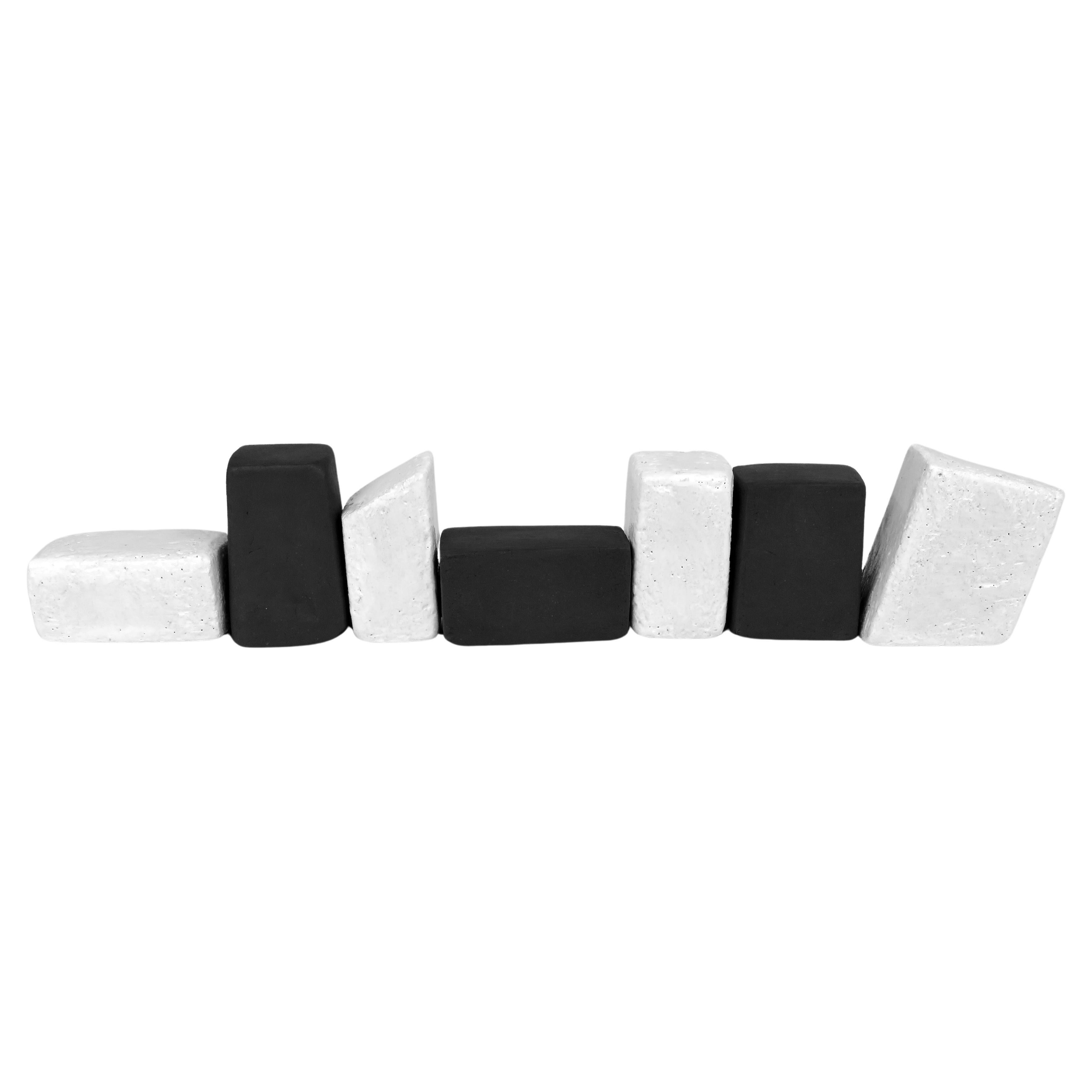 Juega conmigo, No realmente en y Blanco o negro en venta
