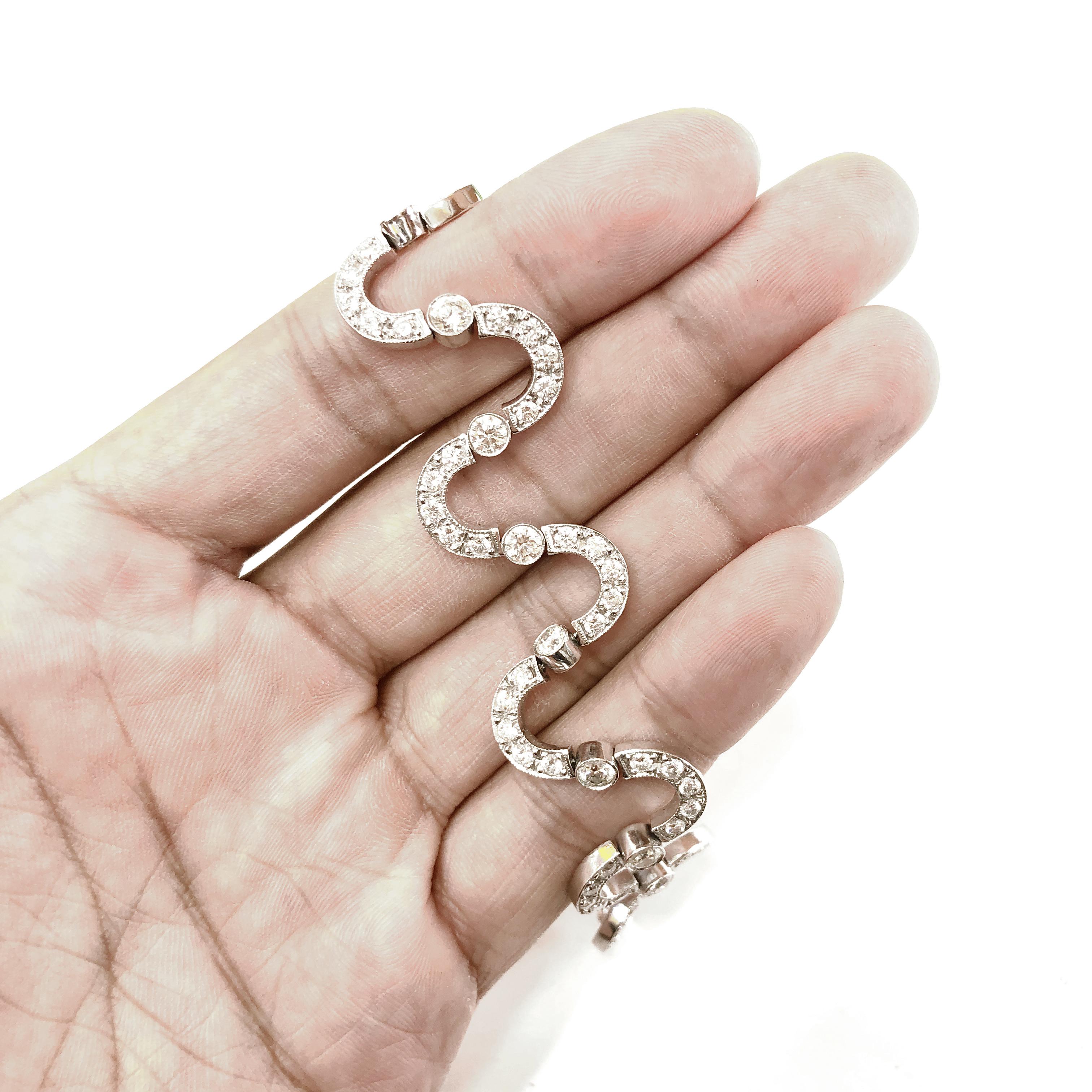 Women's Playful Contemporary Round Cut Diamonds 9.35 Carat Platinum Bracelet For Sale