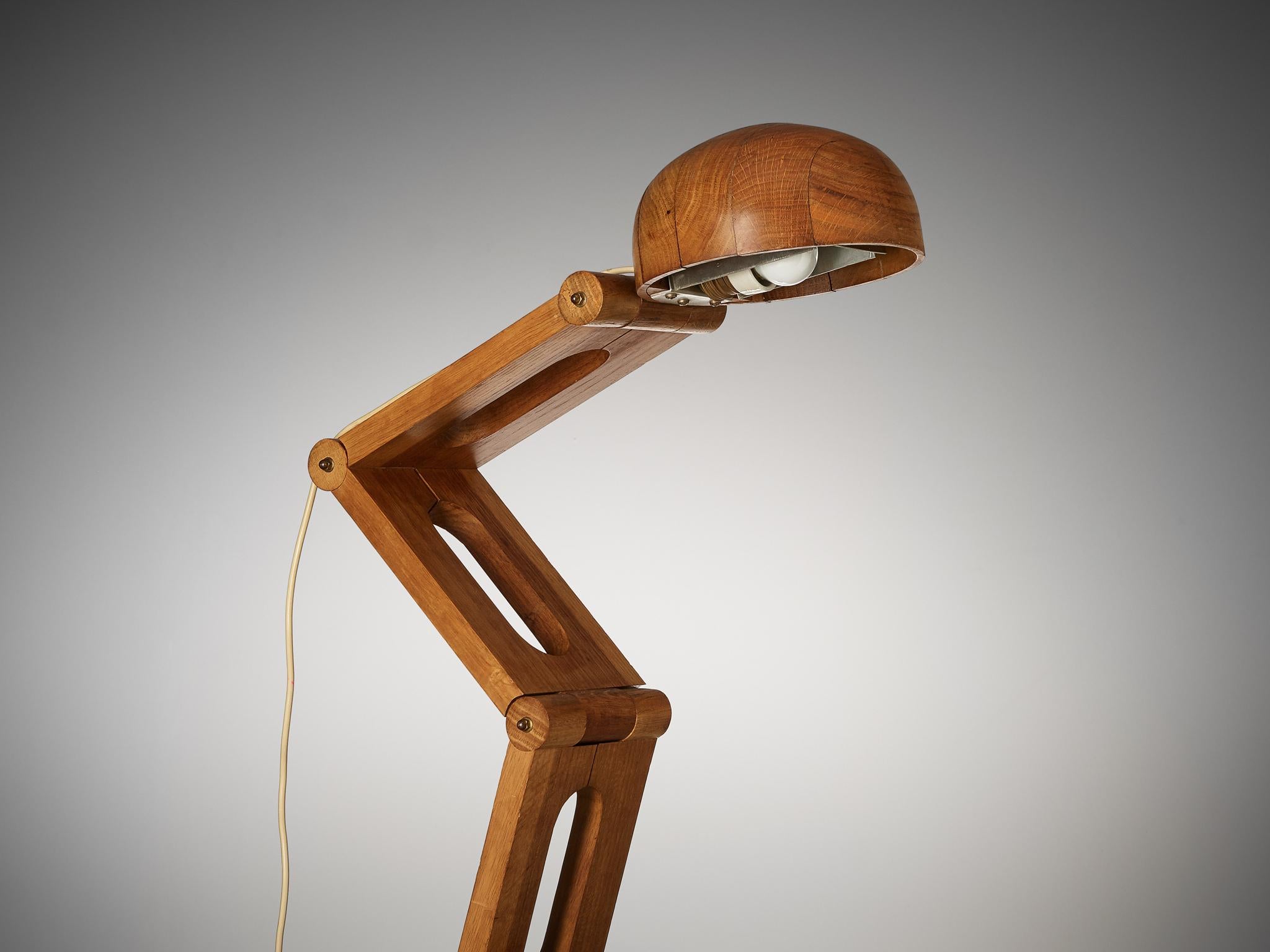 Playful Desk Lamp by Paolo Pallucco in Solid Oak 1