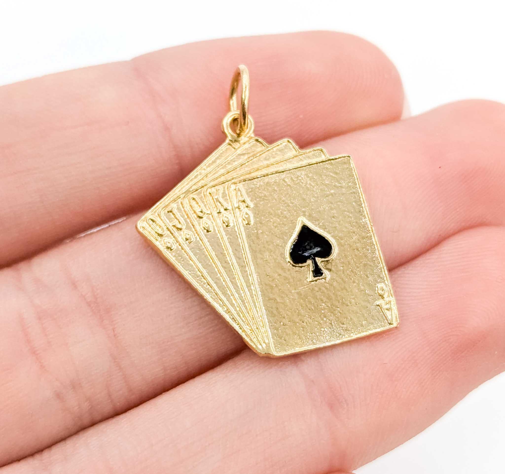 Pendentif en or jaune 14k pour cartes de poker Royal Flush Excellent état - En vente à Bloomington, MN