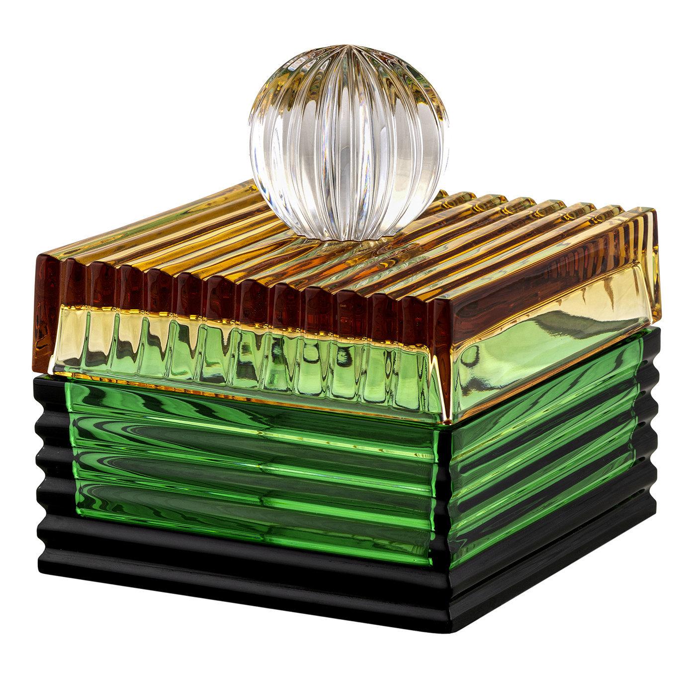 Juguetona cajita verde y ámbar de Badari Italiano