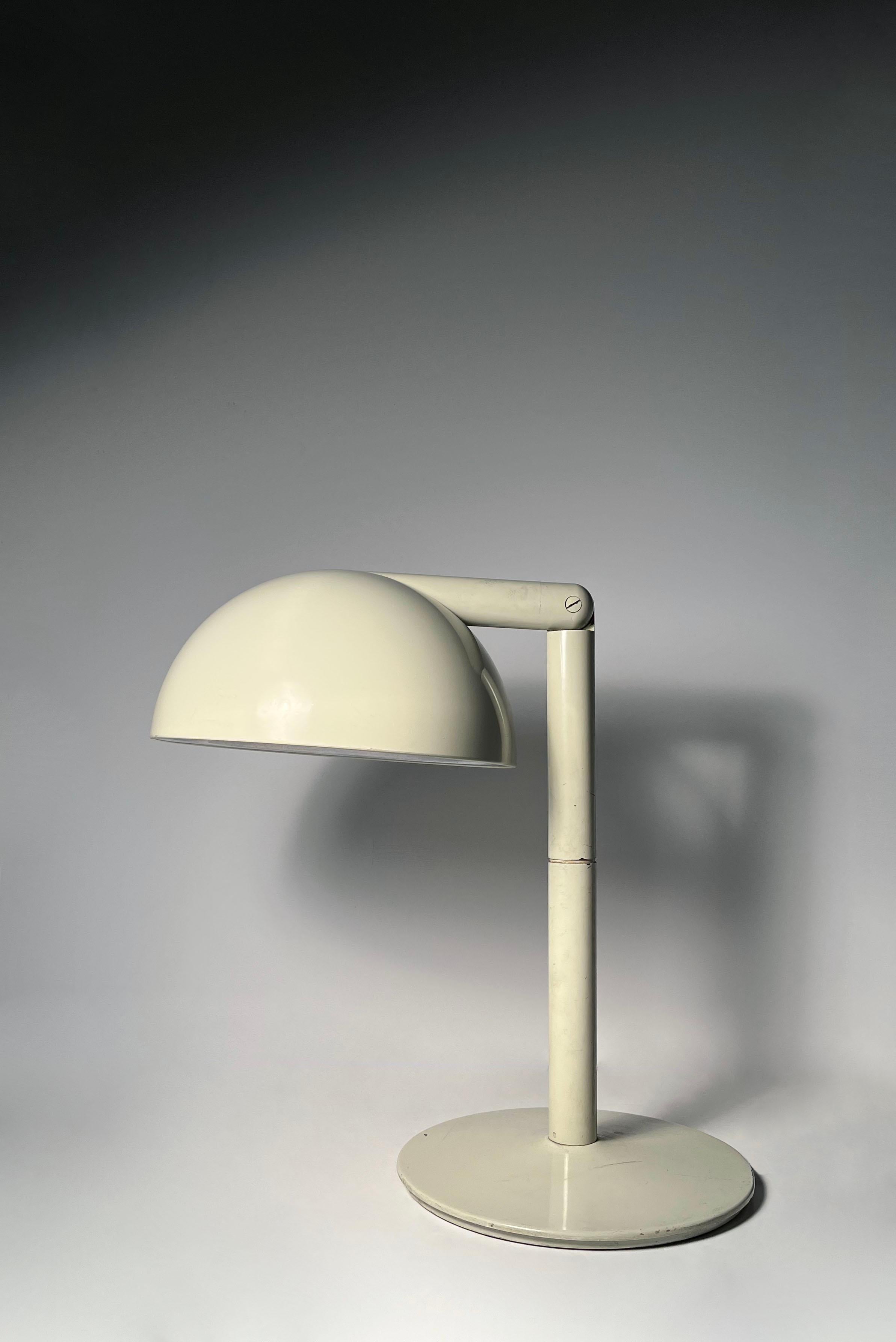 Rare 1970s Italian Playmaker Table Lamp by Designers Dal Lago & Sereni for Bilumen

Playmaker is an impressive table lamp due to its striking size and clear, robust design. The lampshade is fully adjustable.

Literature: Giuliana Gramigna,