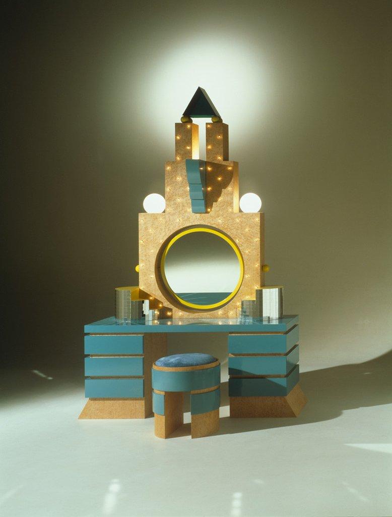 Late 20th Century PLAZA Woman's Vanity by Michael Graves 'Design: 1981' for Memphis Milano For Sale