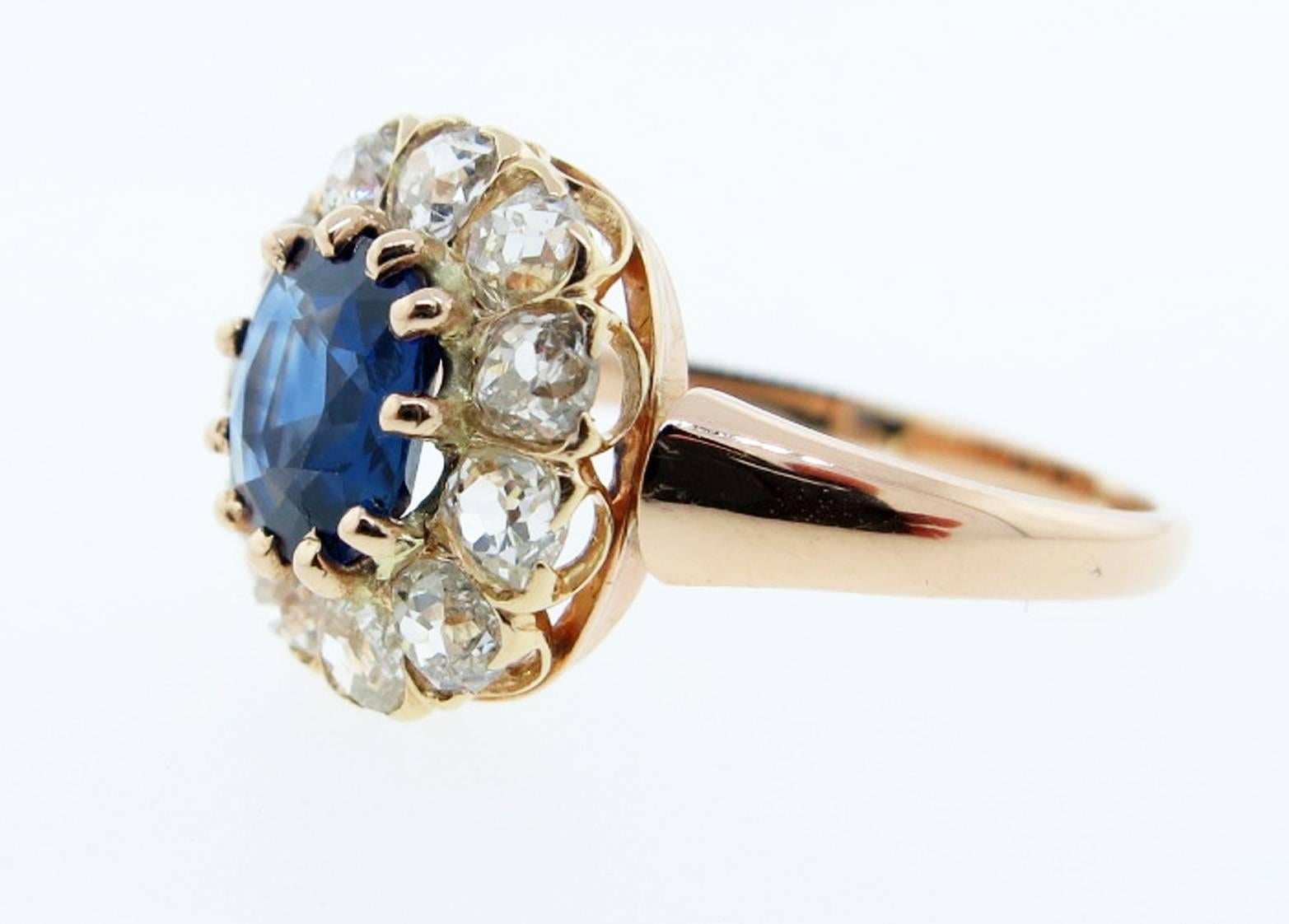 Late Victorian Pleasant Antique Sapphire and Diamond Ring For Sale