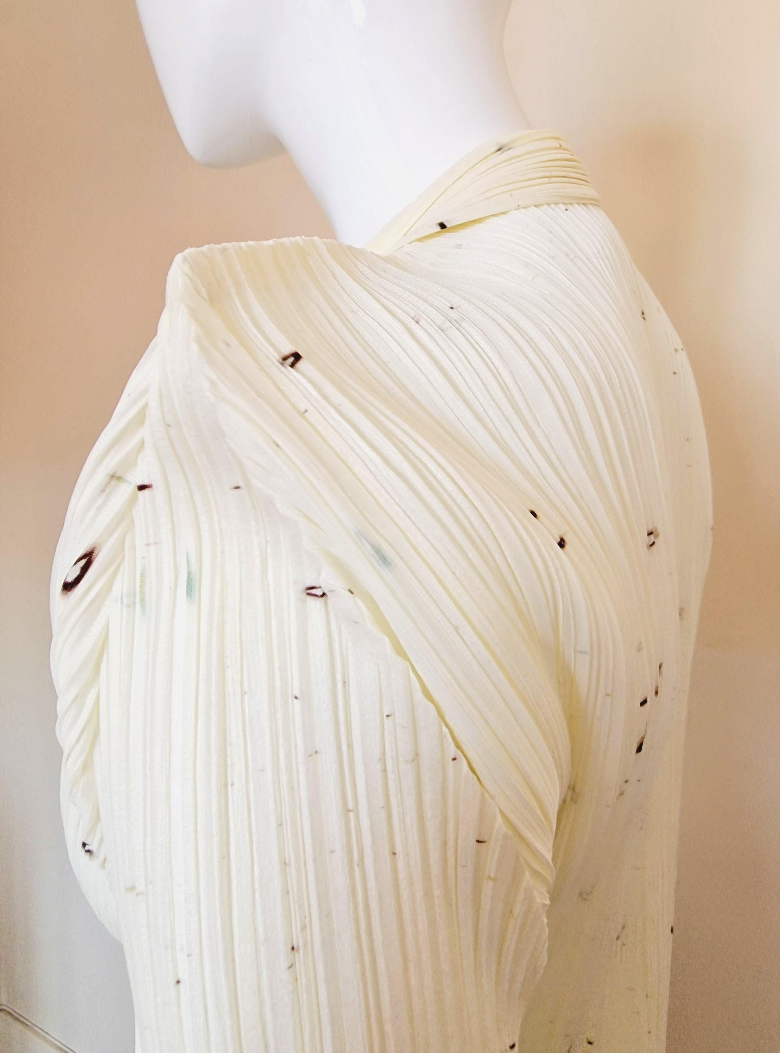   Pleats Please By Issey Miyake Limited Guest Artist Cai Guo-Qiang Jacket  Dress For Sale 1