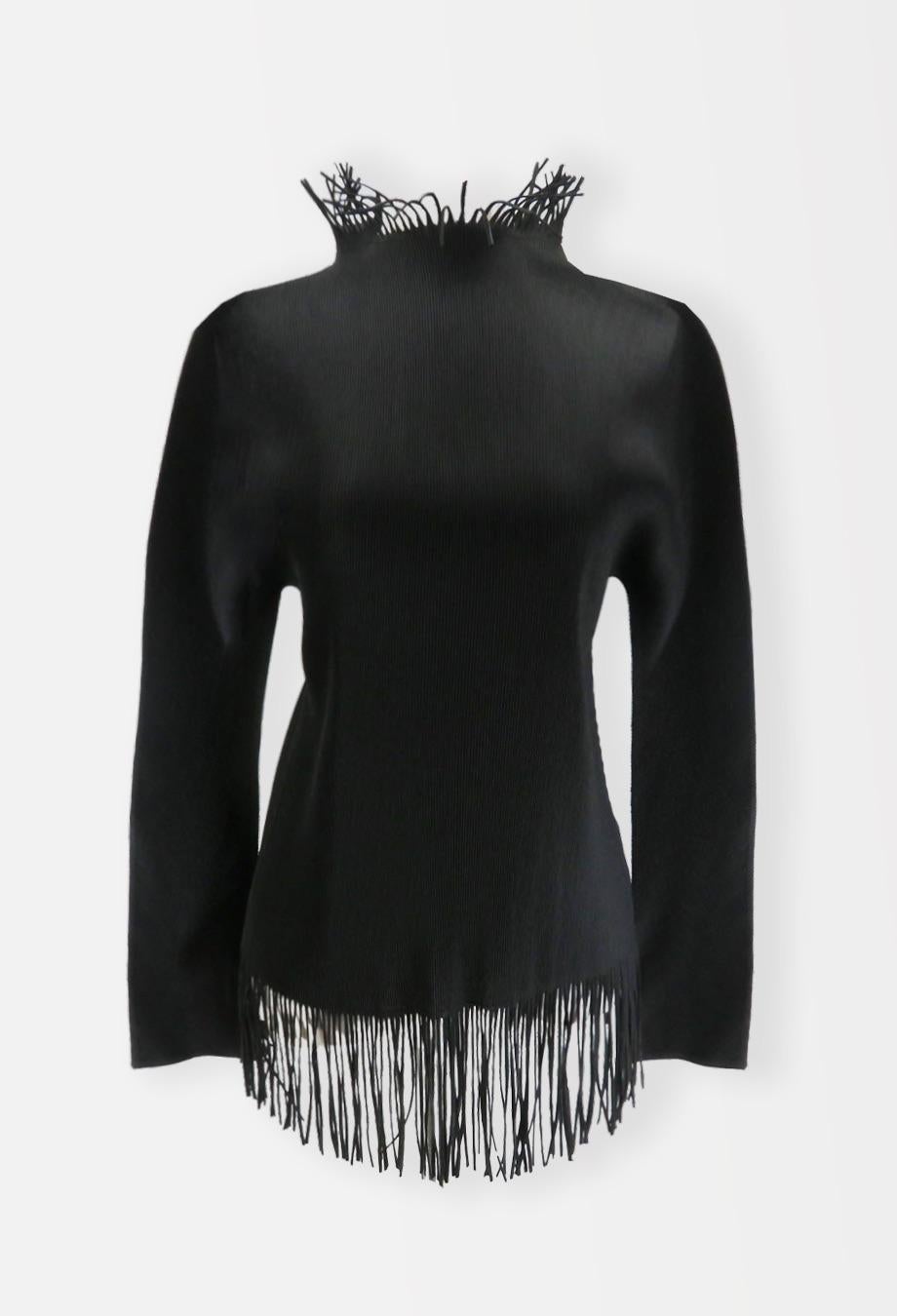 Pleats Please von Issey Miyake Vintage Schwarzes Vintage-Oberteil mit Fransen im Zustand „Gut“ im Angebot in Melbourne, VIC