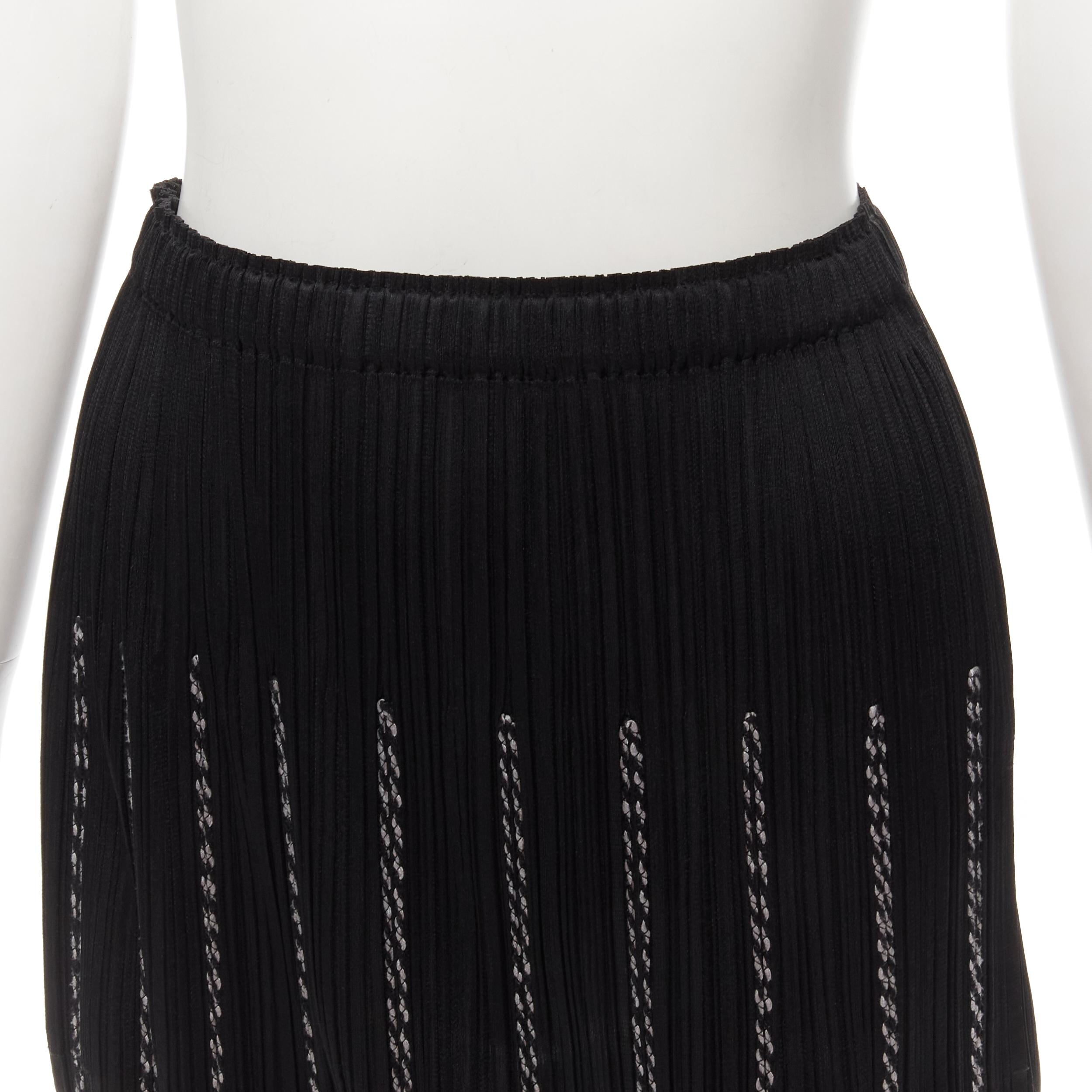 PLEATS PLEASE ISSEY MIYAKE black plisse pleated white fringe trim skirt JP3 L For Sale 2