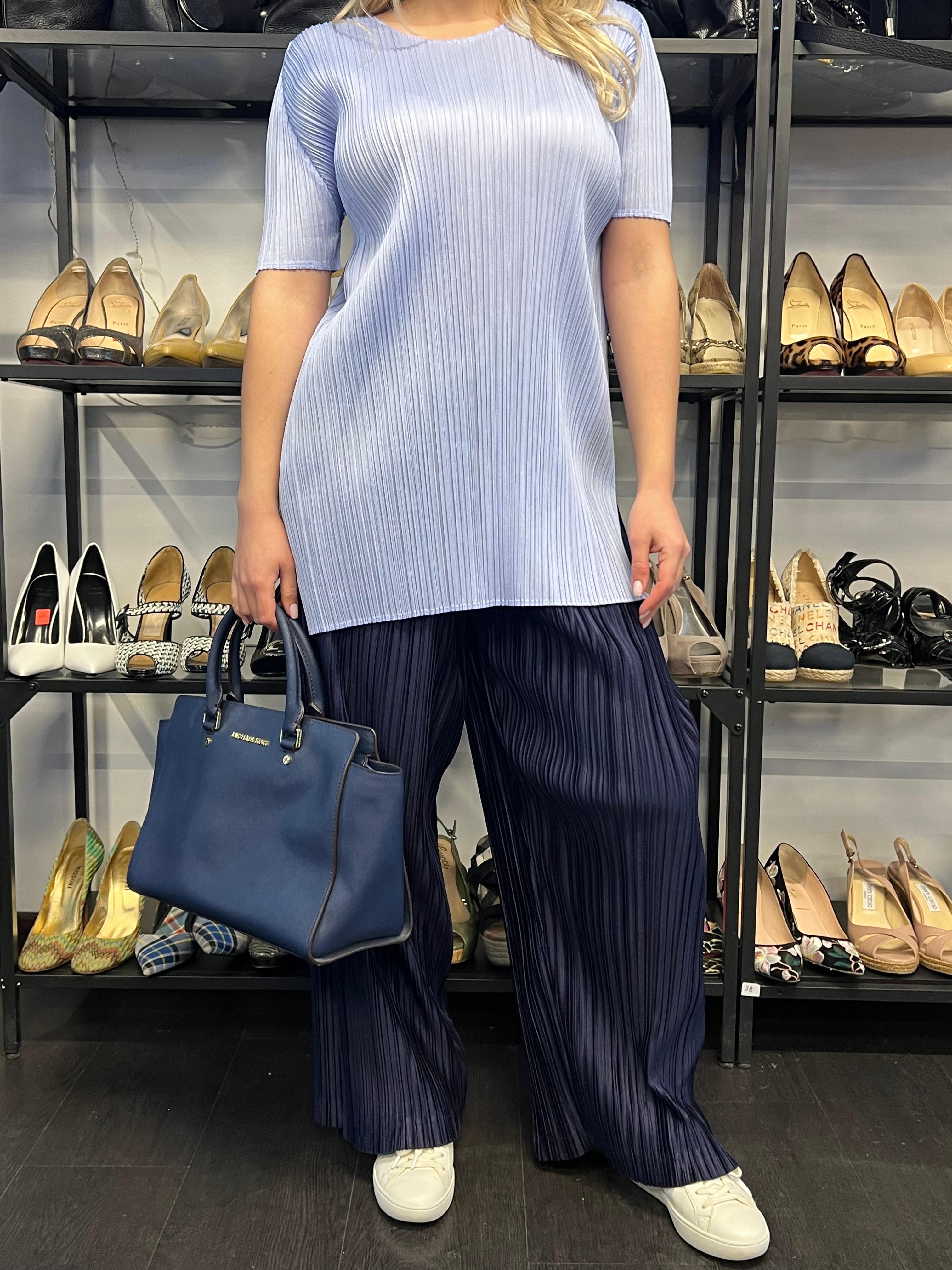 Pleats Please - EU 38 / 3 / M Damen im Angebot