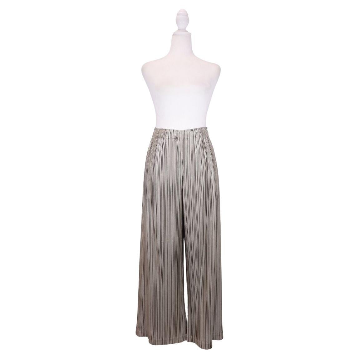 Pleats Please - EU 38 / 3 / M