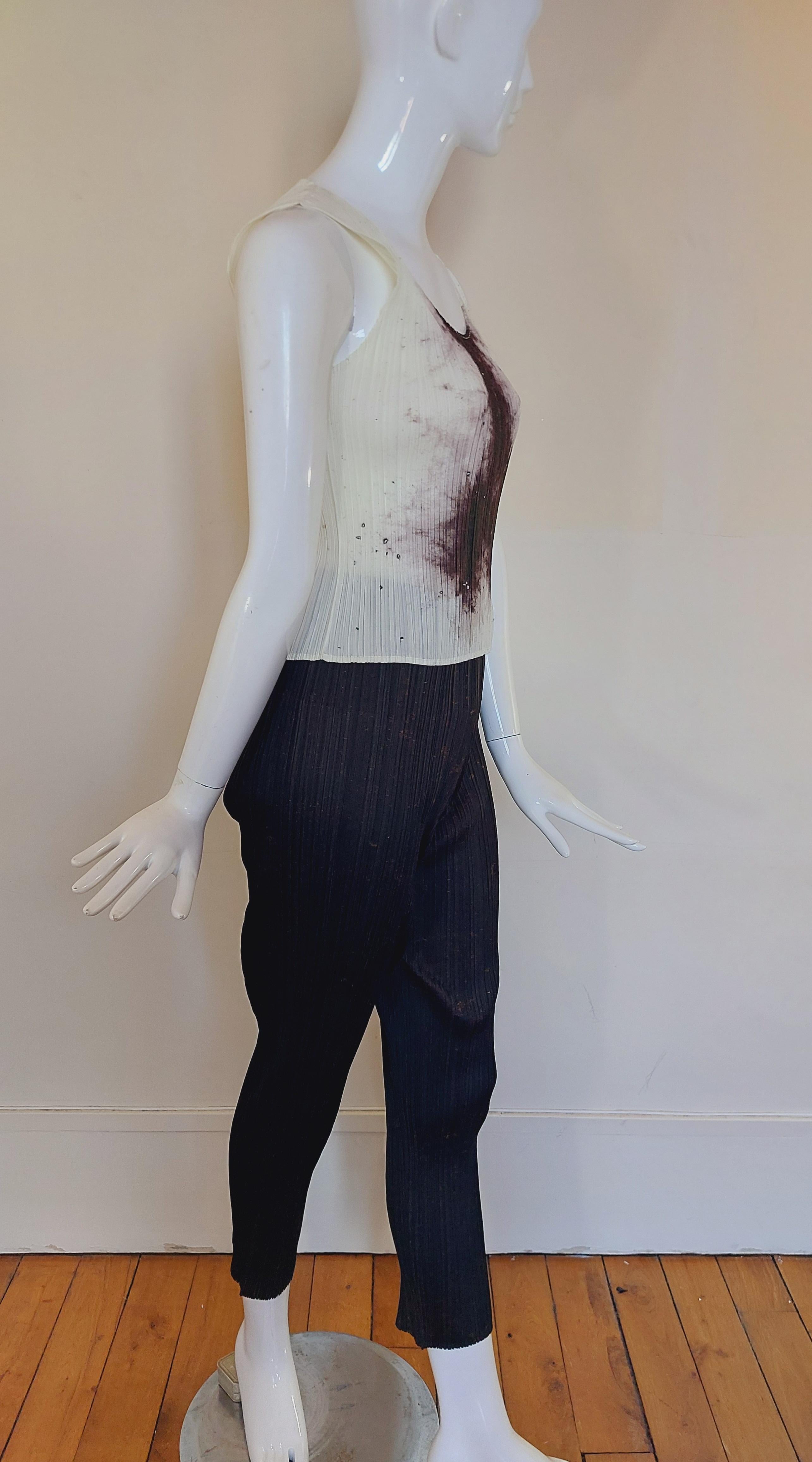 Pleats Please By Issey Miyake Guest Artist Series No. 4 Cai Guo-Qiang Gunpowder Runway Pants Trousers 1998

THE MATCHING GUNPOWDER TOP SOLD SEPARATELY. If you are interested in, PM me! ;)

A rare and coveted Pleats Please by Issey Miyake pants from
