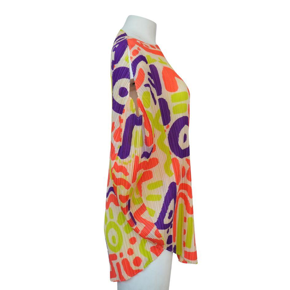 Pleats Please Issey Miyake Multi Color Top In Good Condition For Sale In Beverly Hills, CA