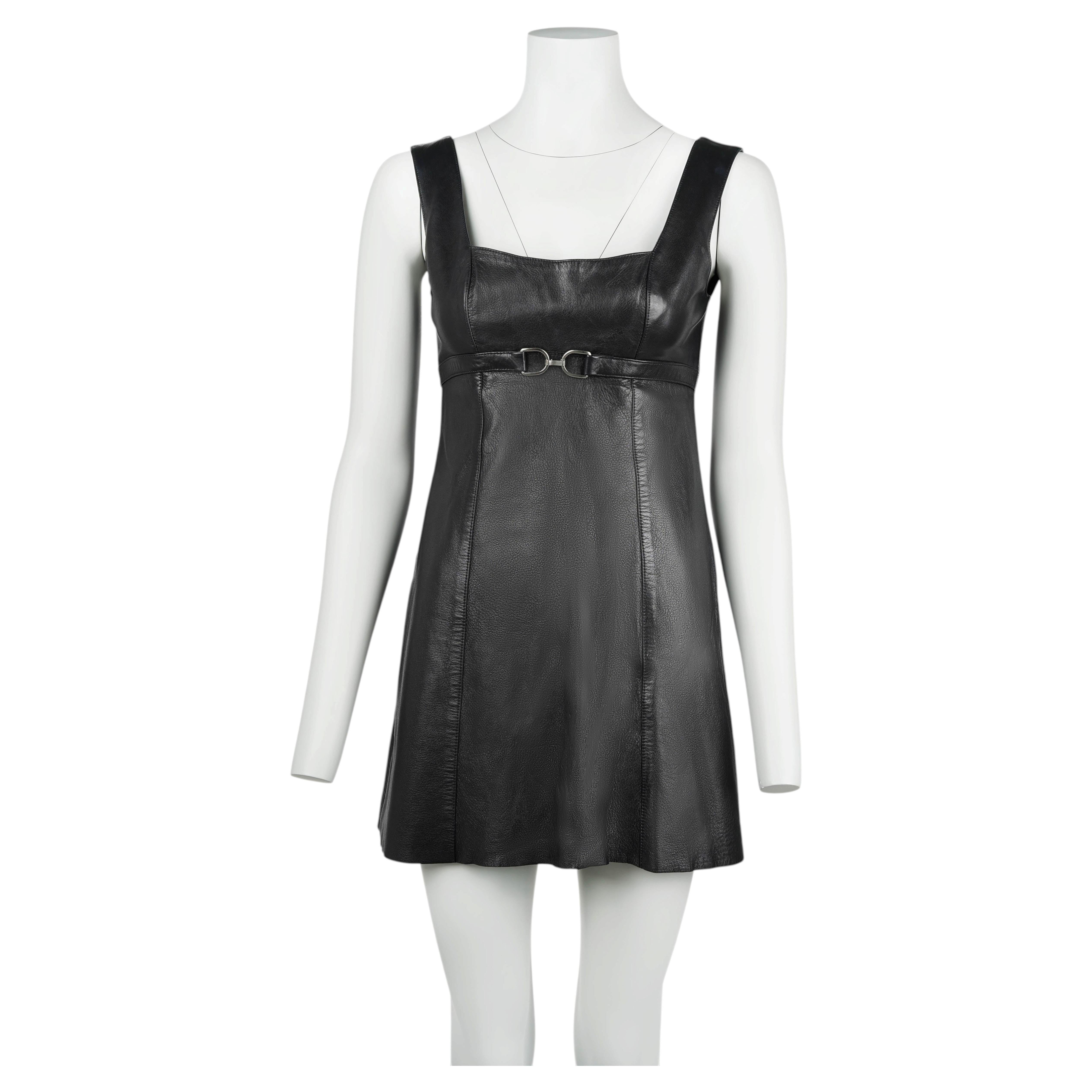 Plein Sud – Mini-Kleid aus schwarzem Leder, Frankreich, CIRCA 2000er Jahre, Größe FR40 im Angebot