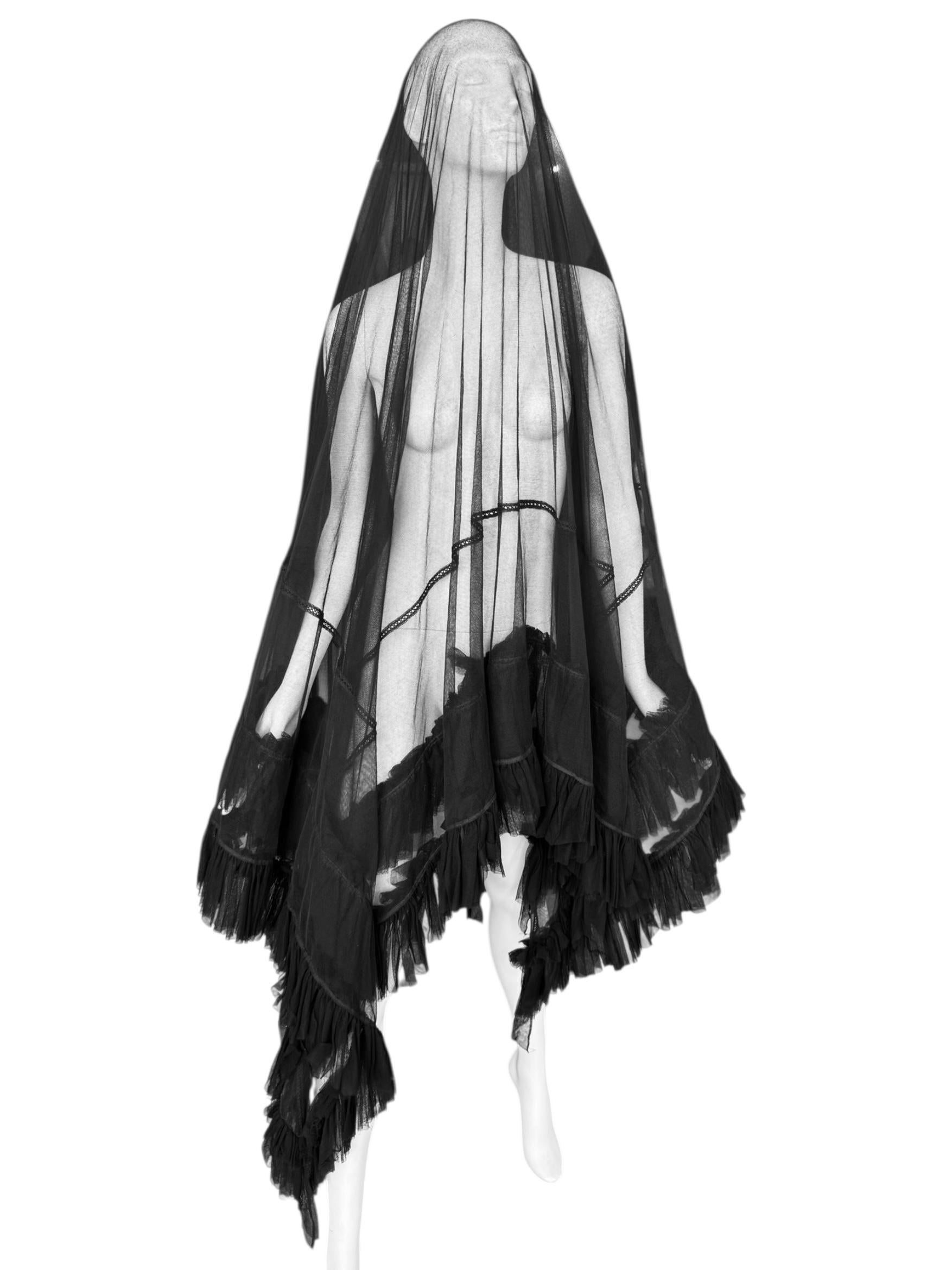 PLEIN SUD FAYÇAL AMOR fw1994 BLACK TULLE RUFFLES XXL SHAWL (Schwarz) im Angebot