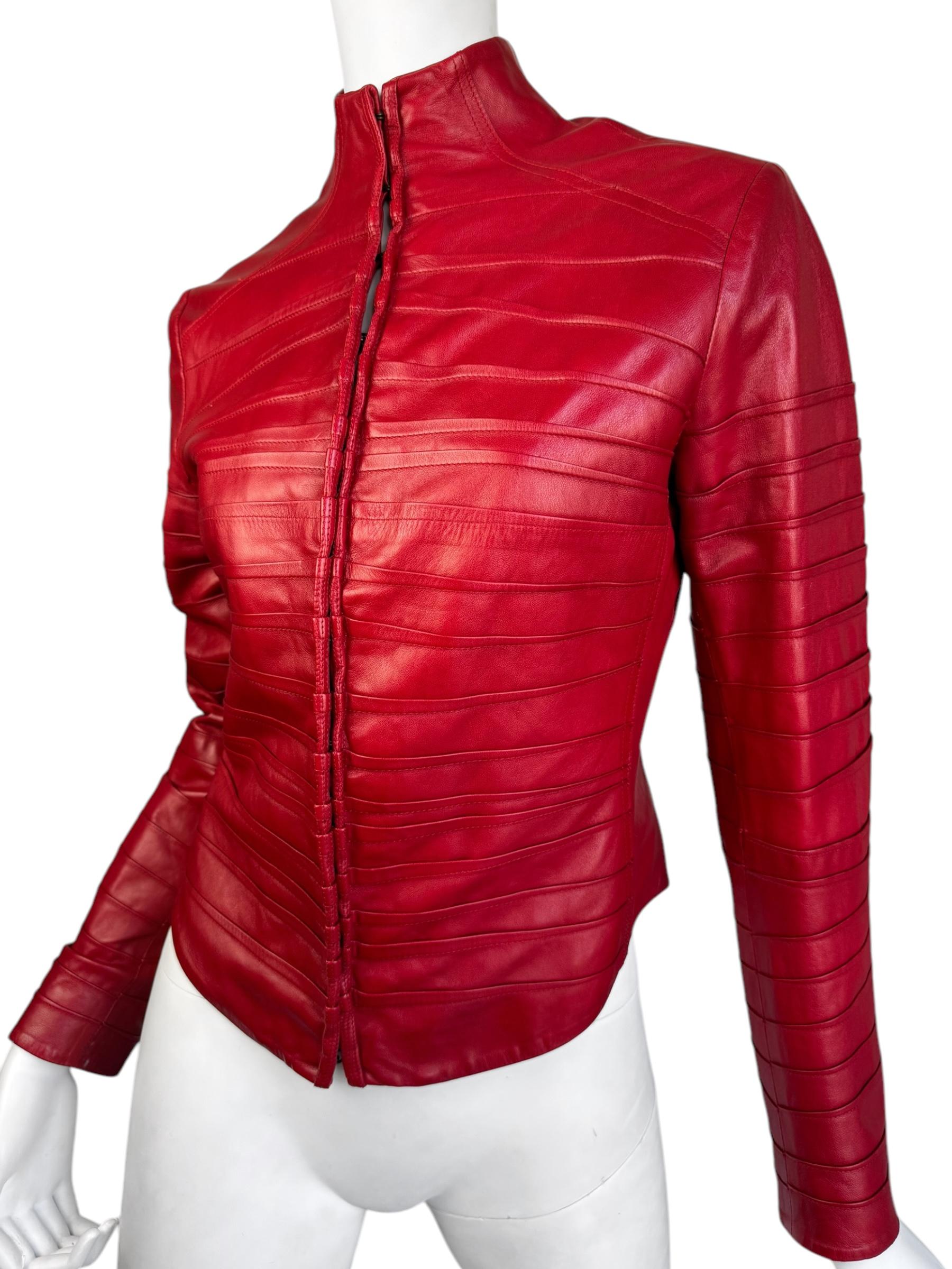 PLEIN SUD FAYÇAL AMOR ss2004 RED LAMB LEATHER DARTED JACKET In Excellent Condition For Sale In PARIS, FR