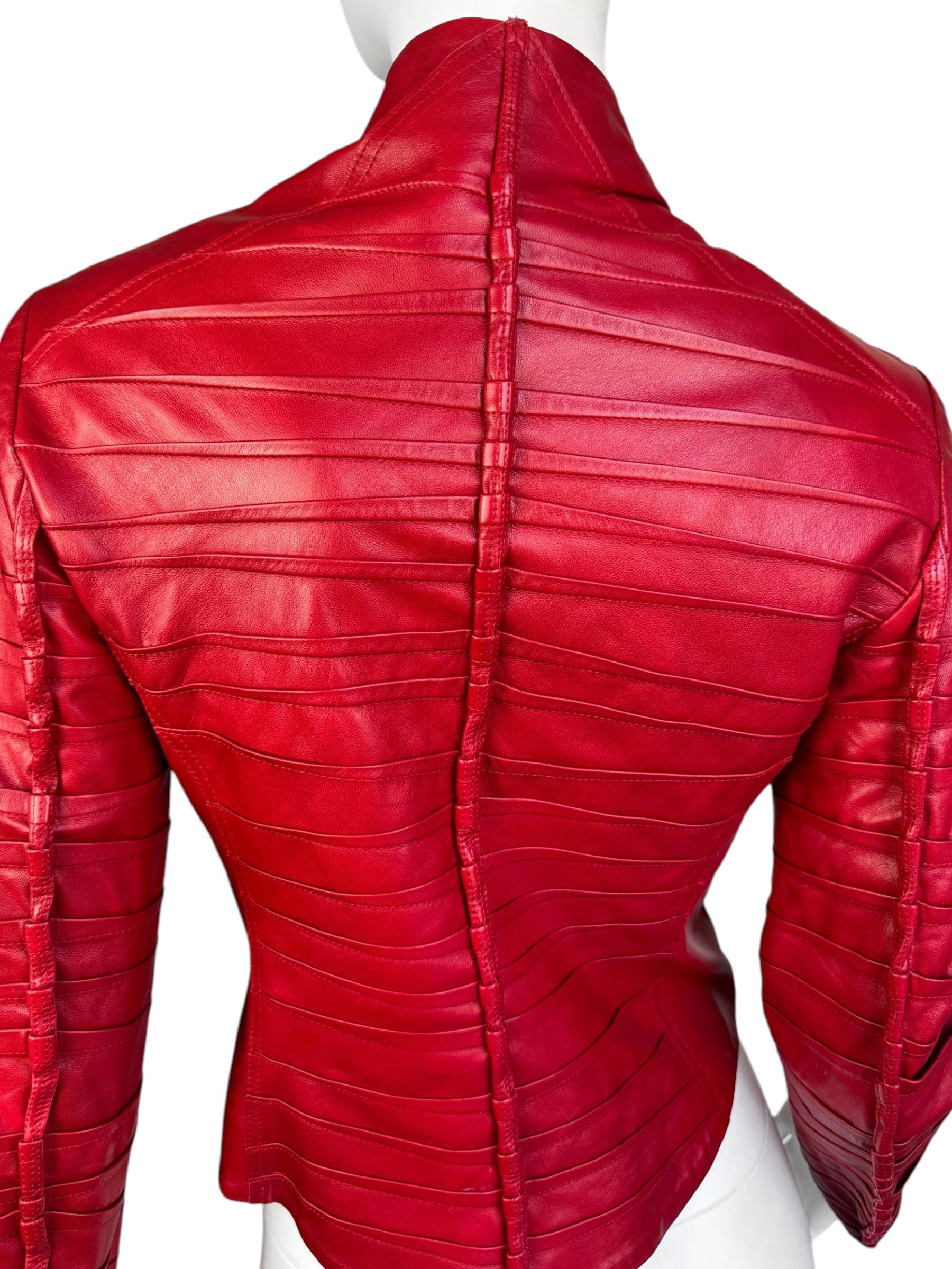 PLEIN SUD FAYÇAL AMOR ss2004 RED LAMB LEATHER DARTED JACKET For Sale 4