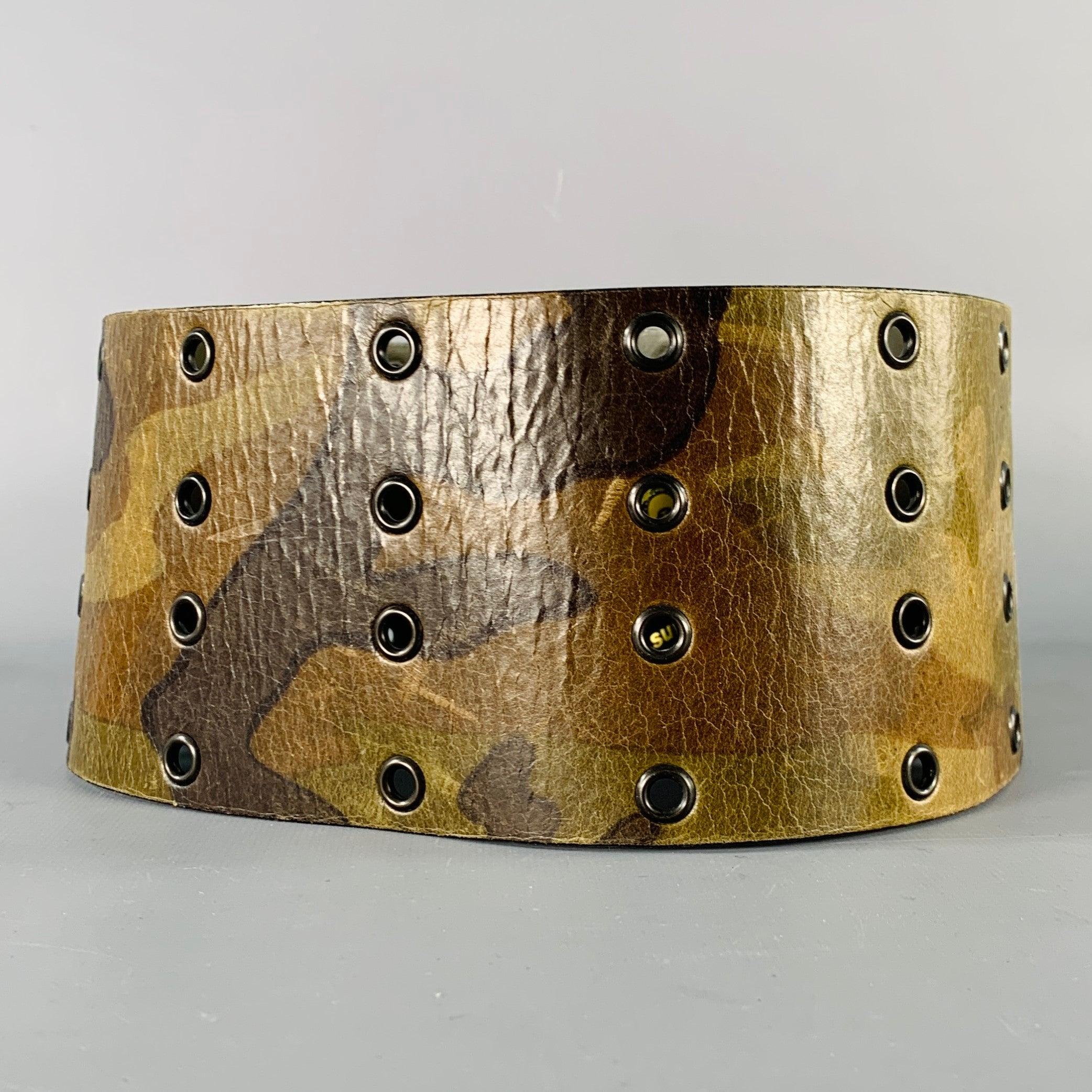 Uomo Cintura larga in pelle mimetica Greene & Greene & Greene in vendita