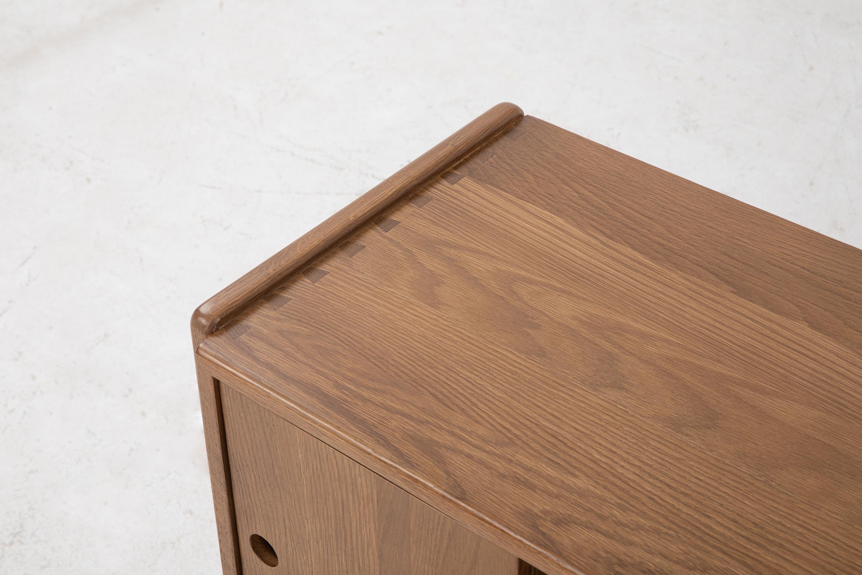 Chêne Table de nuit Pleme 24