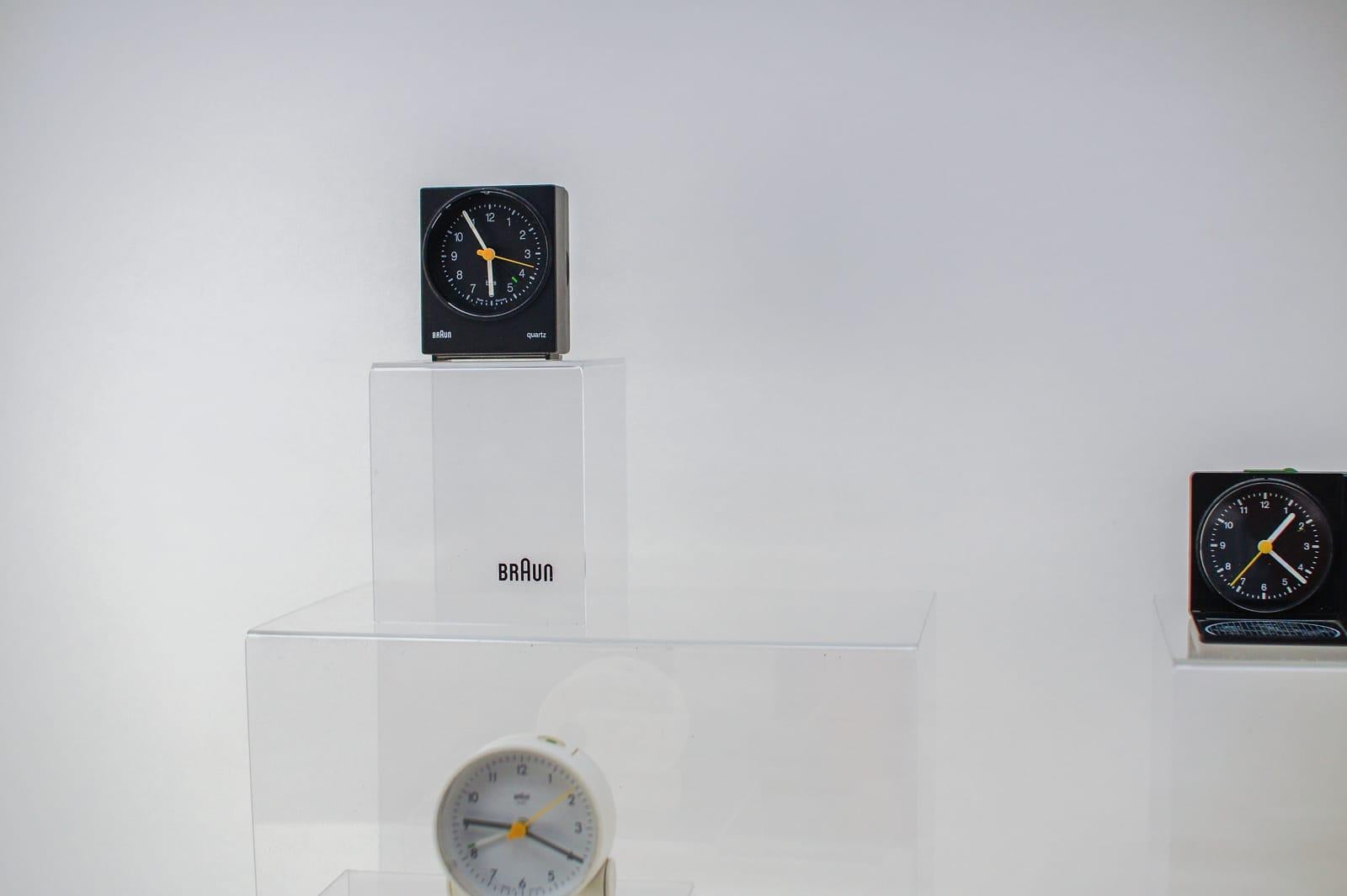 Plexiglas Stands from Braun Electric by Dieter Rams, 1960s Germany For Sale 2