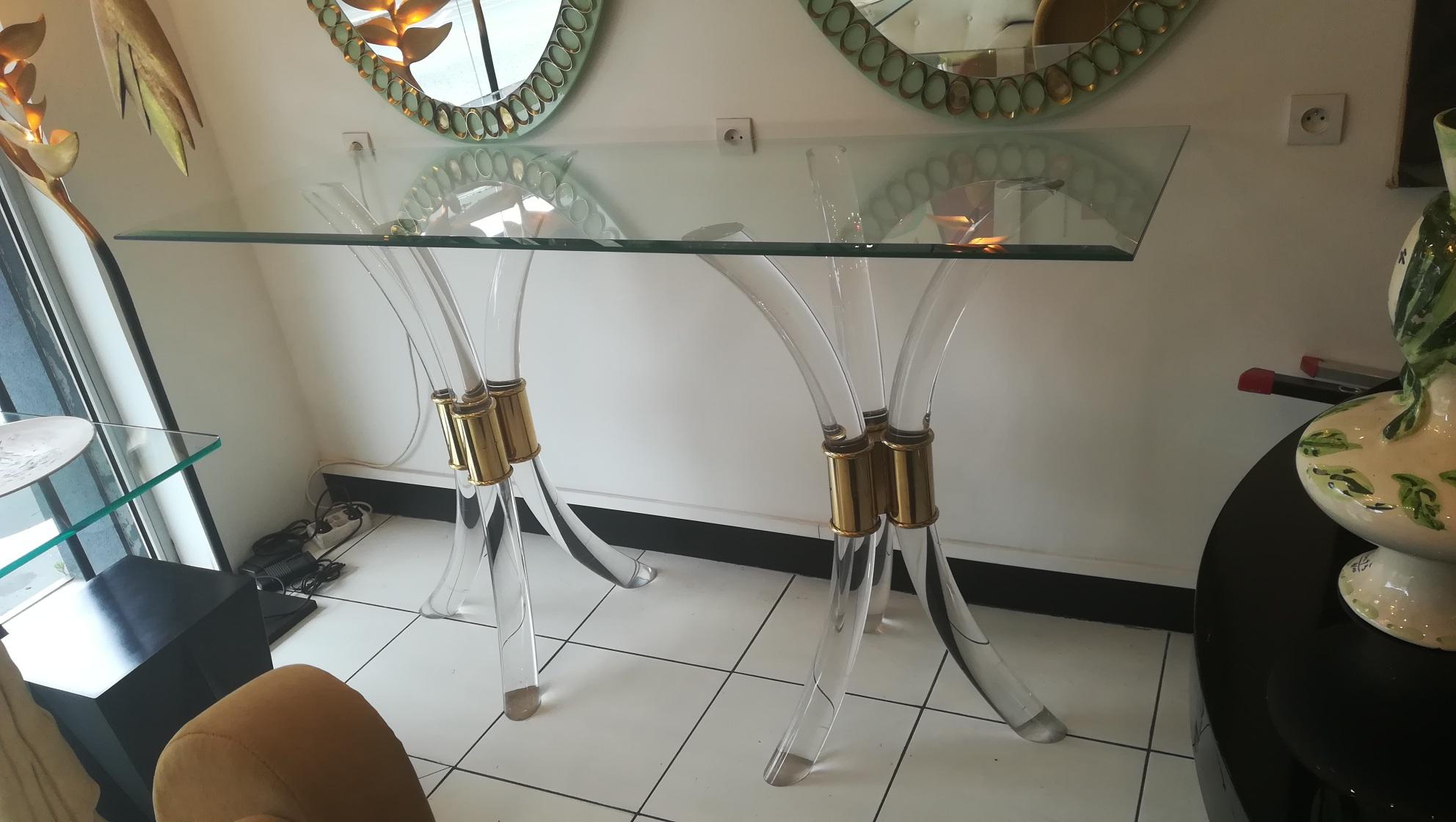 Plexiglass and Brass Console Circa 1970, with glass Tray In Good Condition For Sale In Saint-Ouen, FR