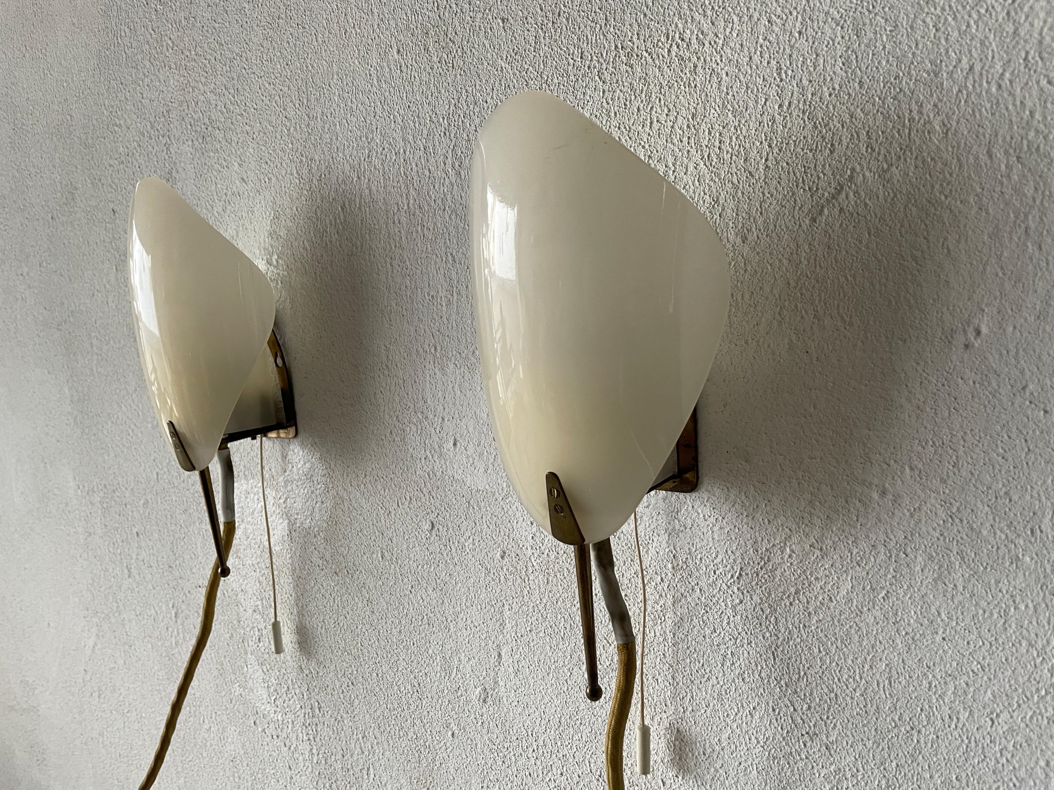 Mid-Century Modern Plexiglass and Brass Leaf shaped Pair of Sconces, 1950s, Germany