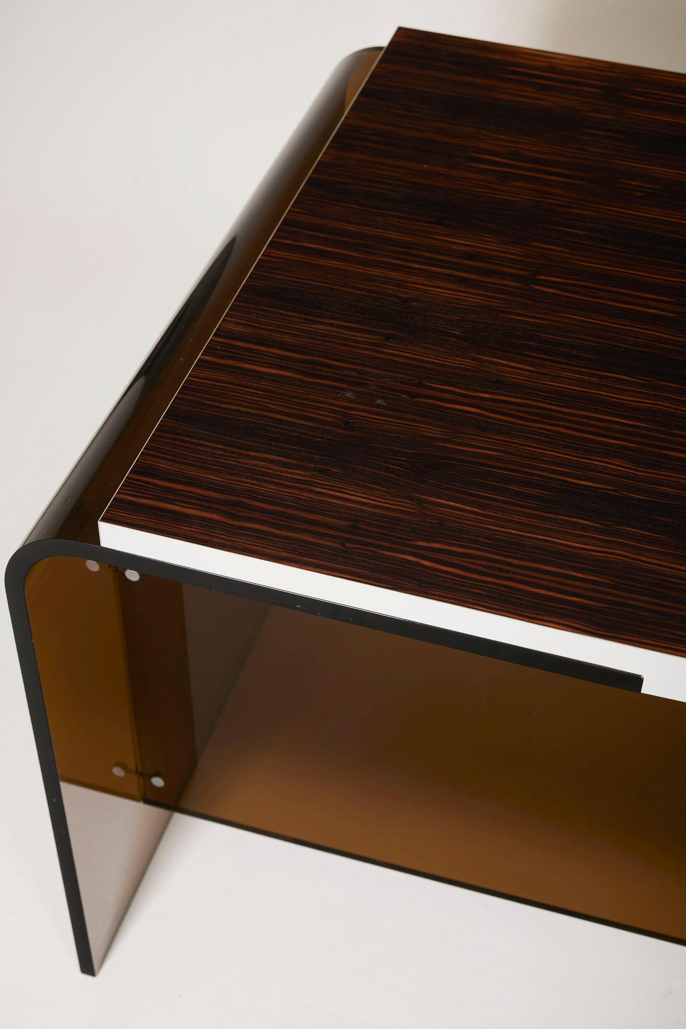 Bureau en plexiglas et ébène 10